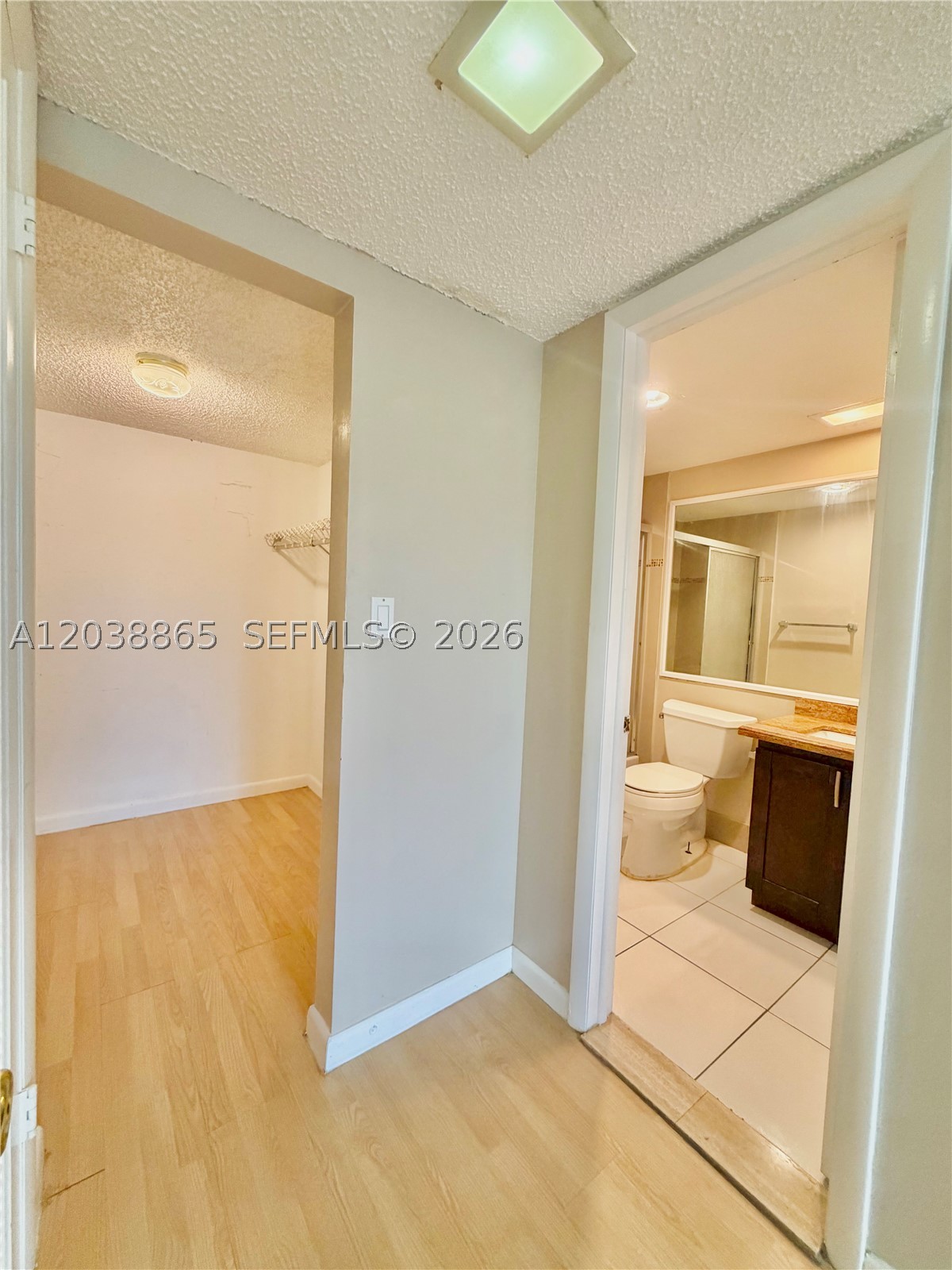 2320 S Cypress Bend Dr 206 Property Photo 24