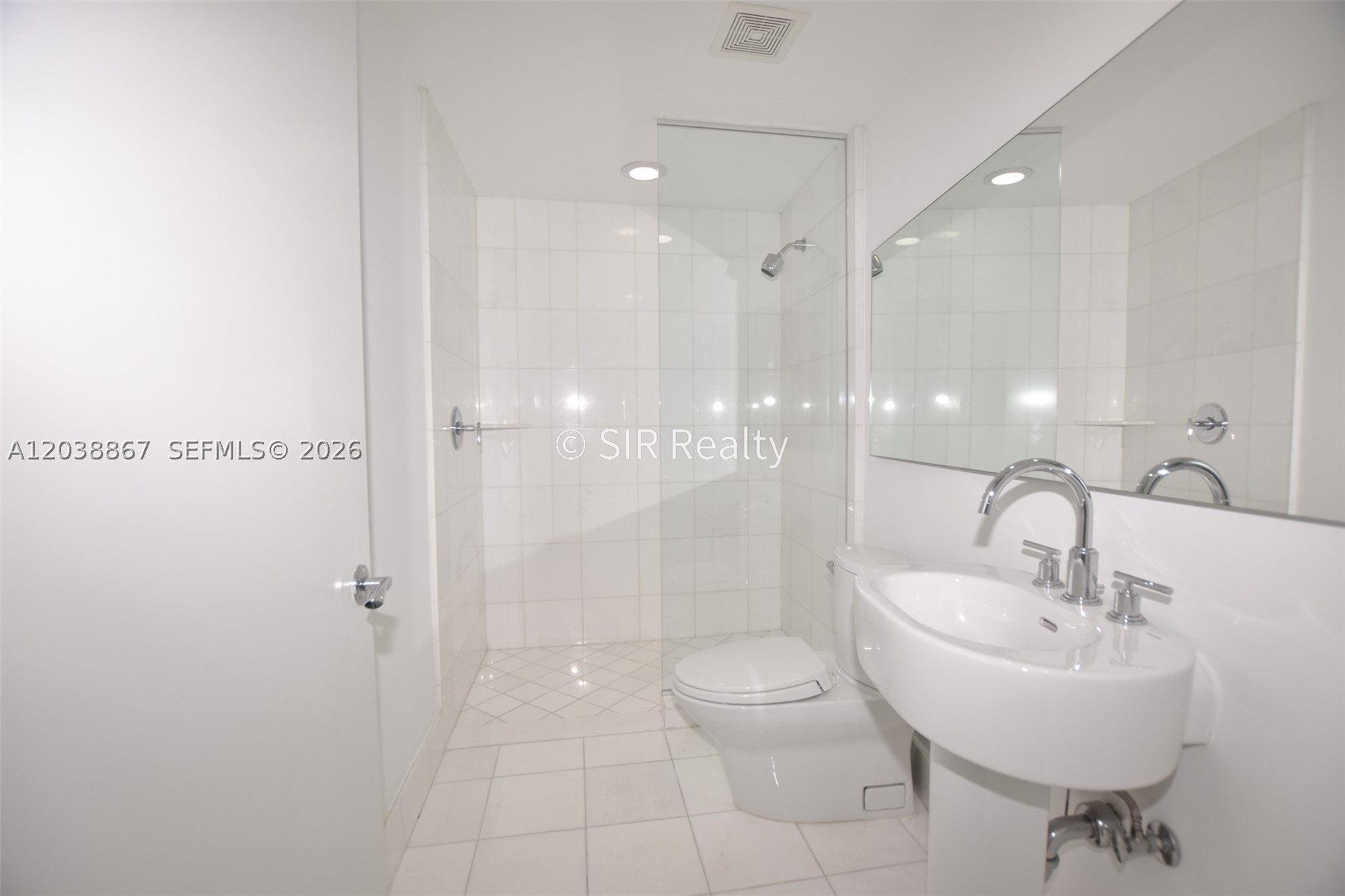 2950 Ne 188th St 336 Property Photo 6
