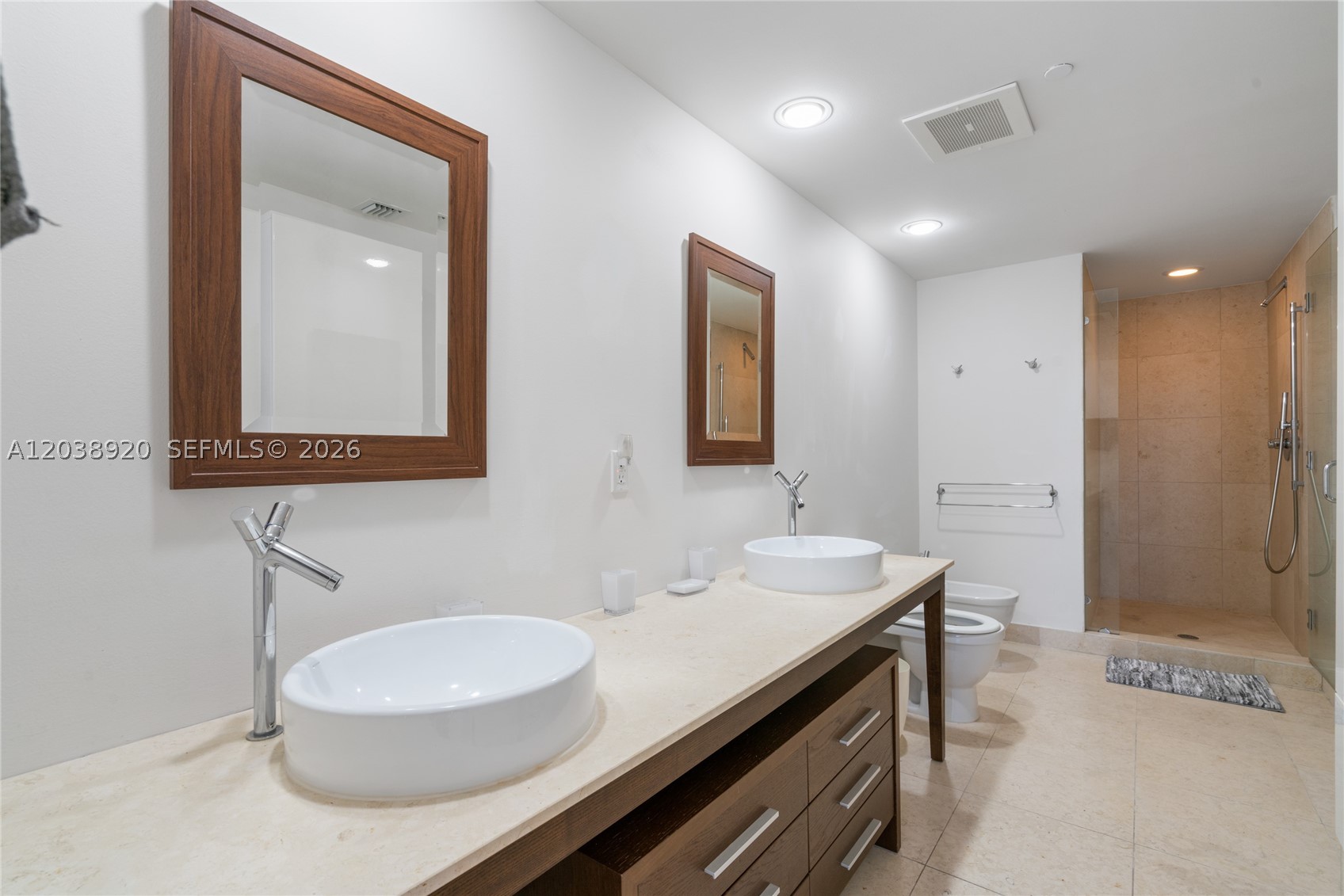 475 Brickell Ave 4315 Property Photo 11