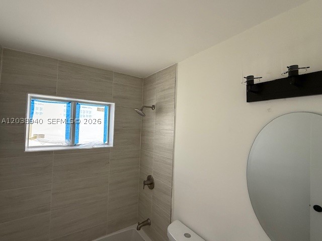 1123 N 17th Ct Property Photo 7