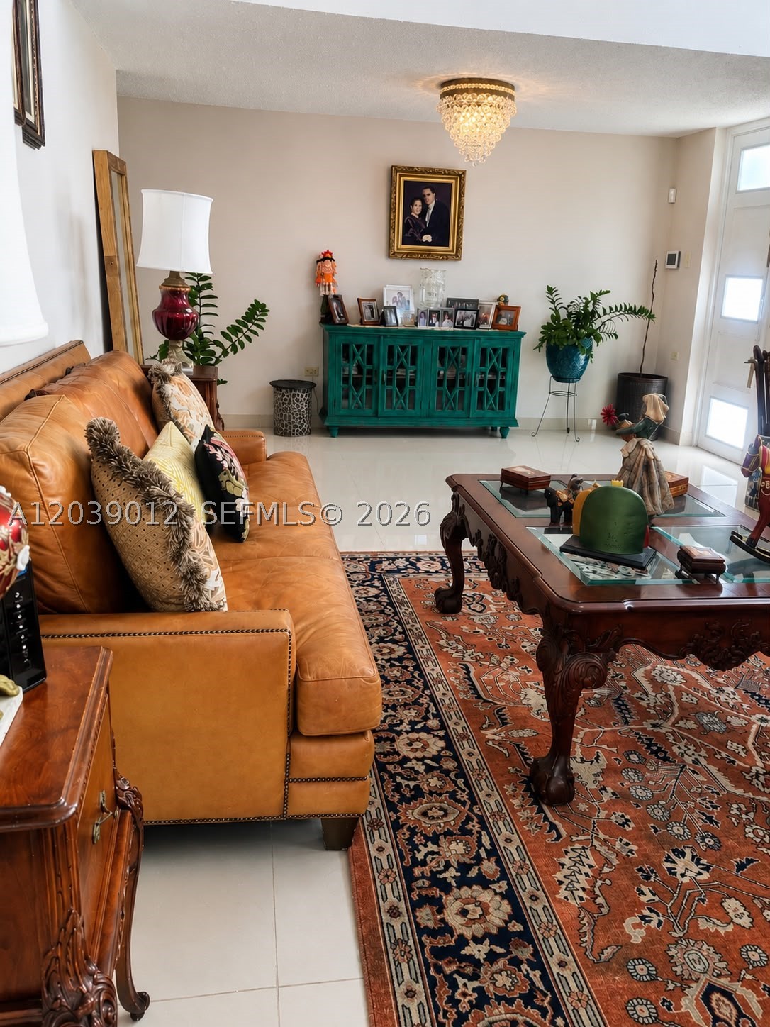 A12039012 Property Photo 5