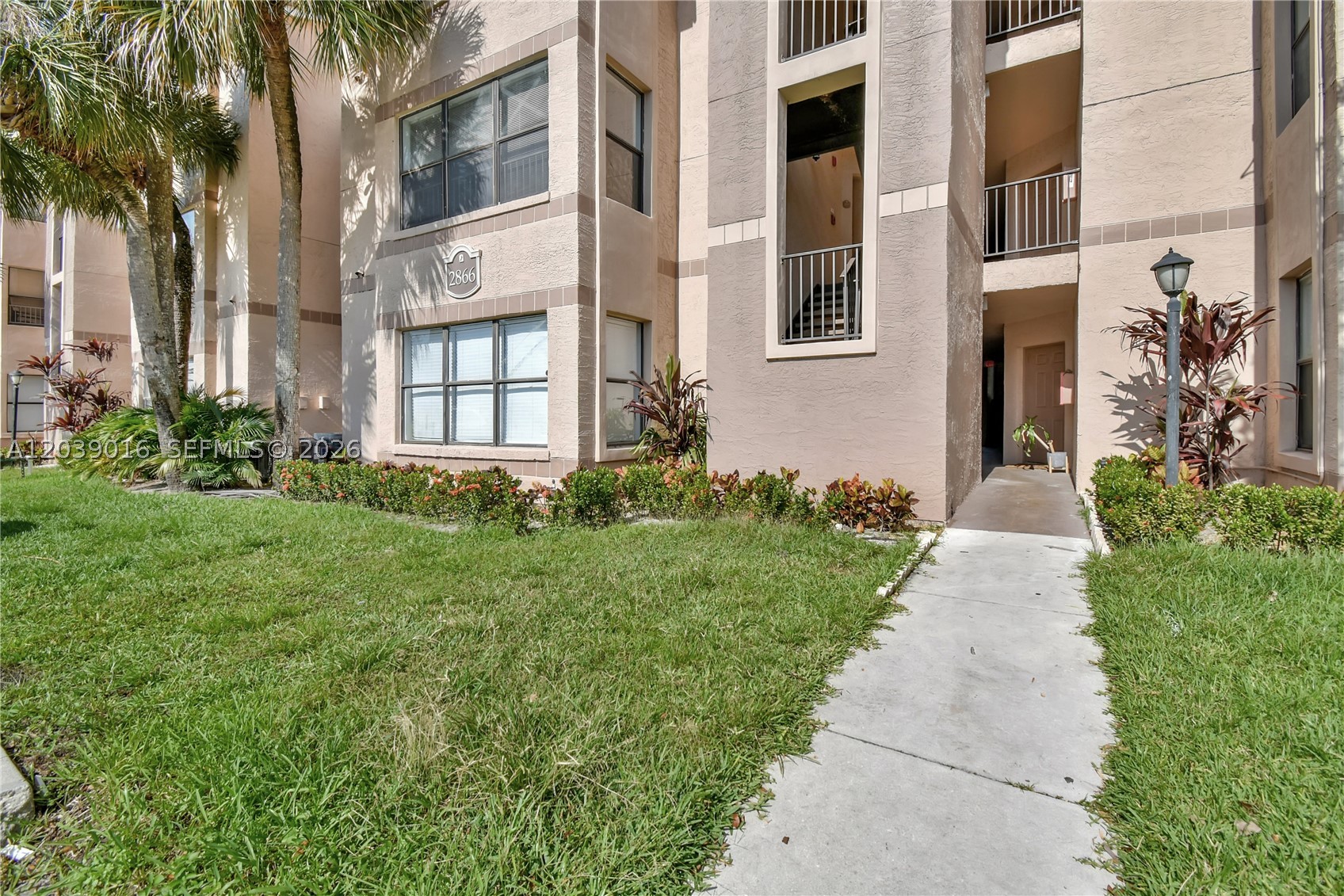 2866 S University Dr 5105 Property Photo 33