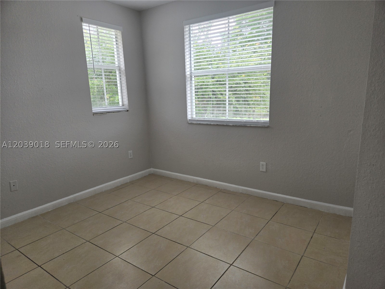 2460 Se 16th Ter 200 Property Photo 11