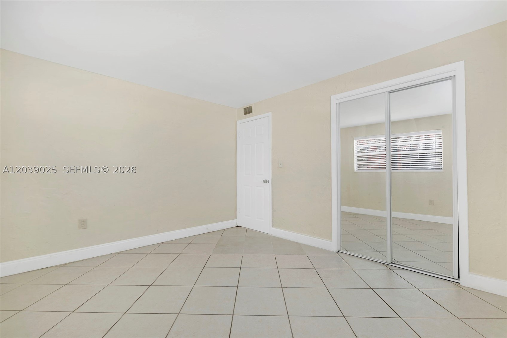 2211 Nw 64th Ave Property Photo 16