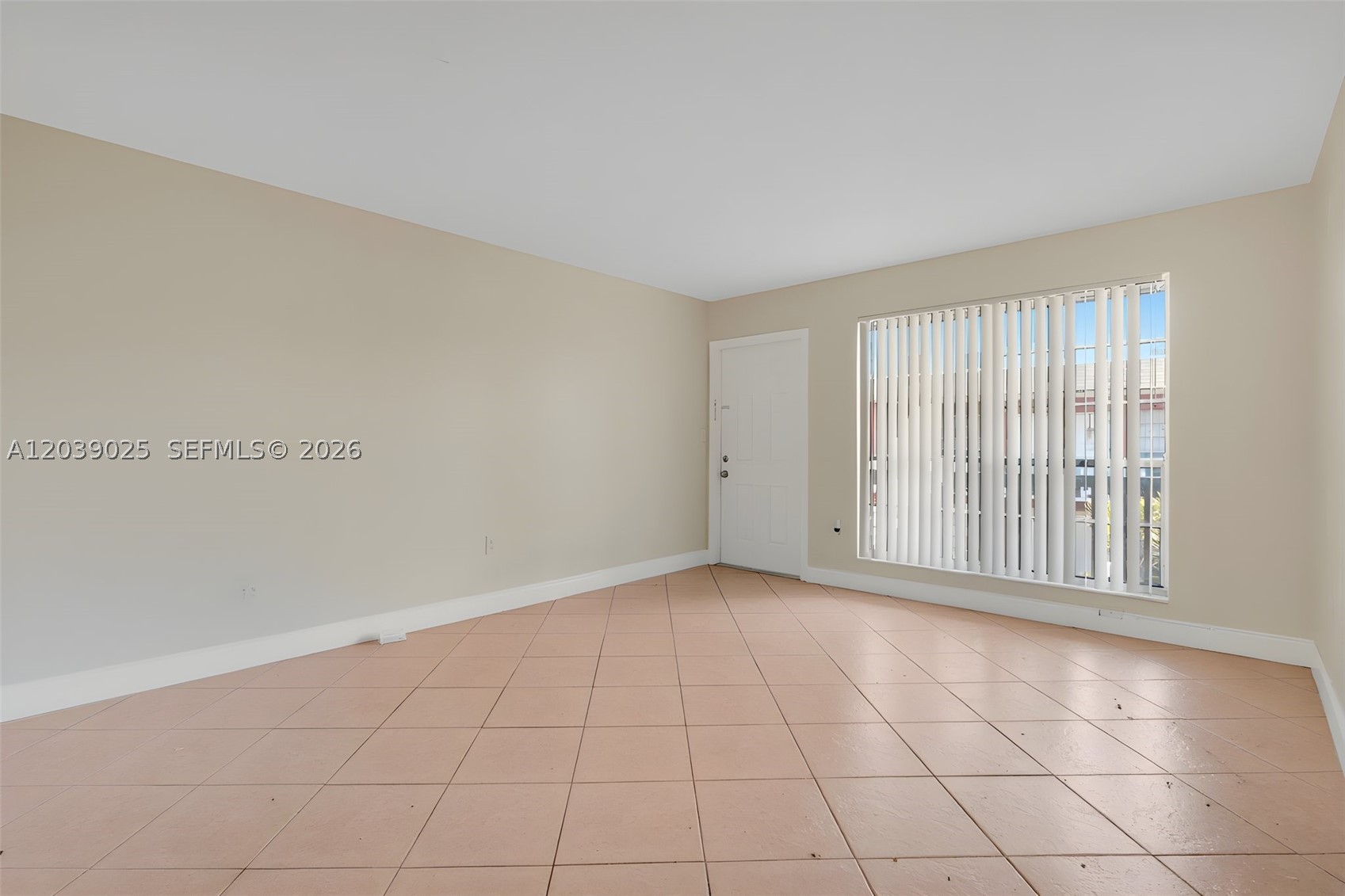2211 Nw 64th Ave Property Photo 17