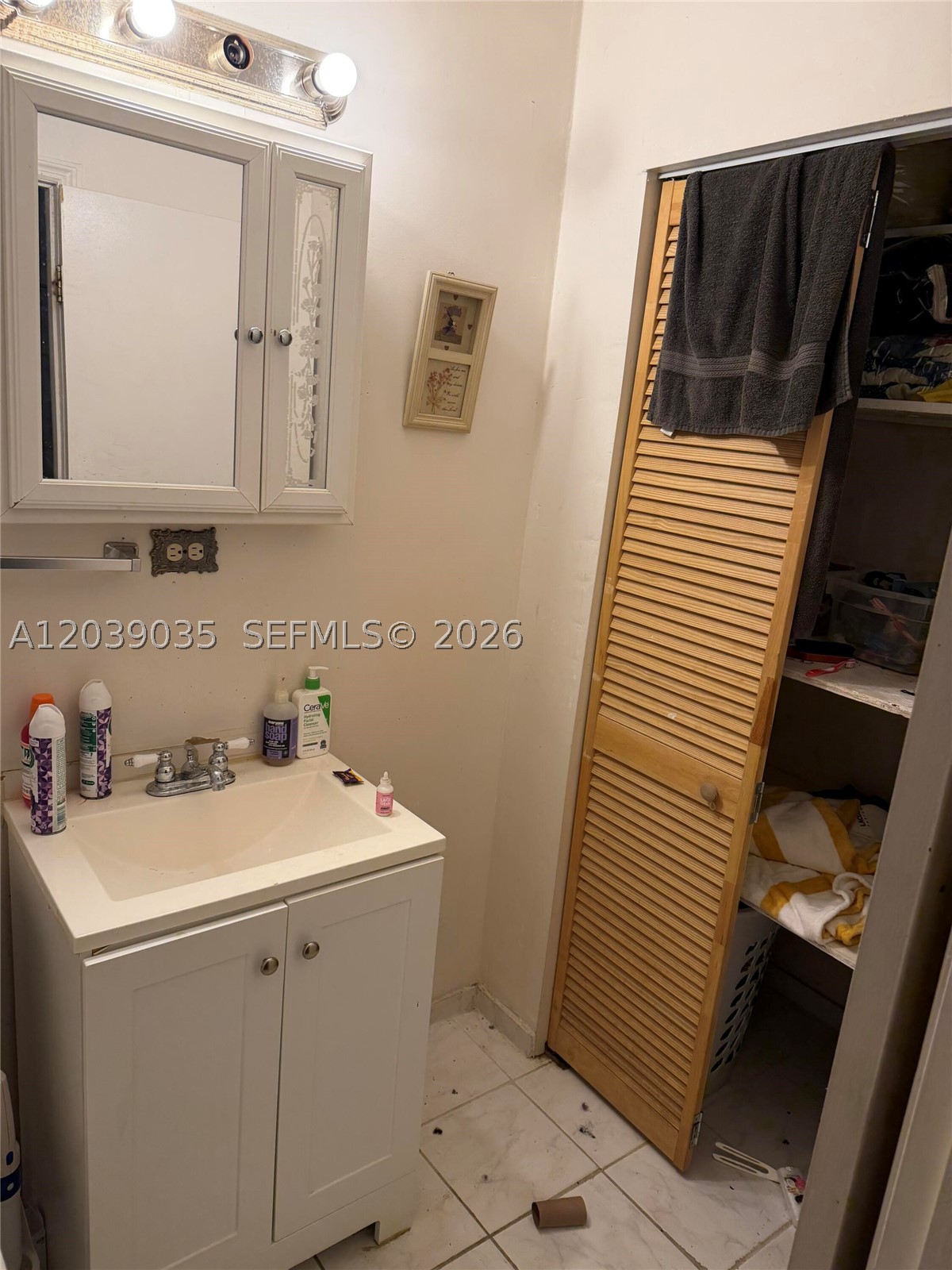 1885 Nw 113th Ter Property Photo 8