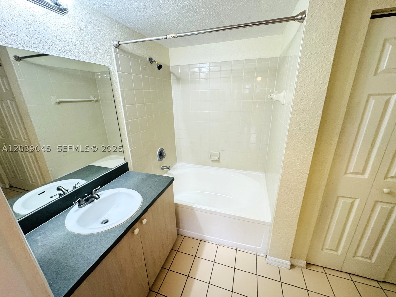 705 Belmont Ln 705 Property Photo 16