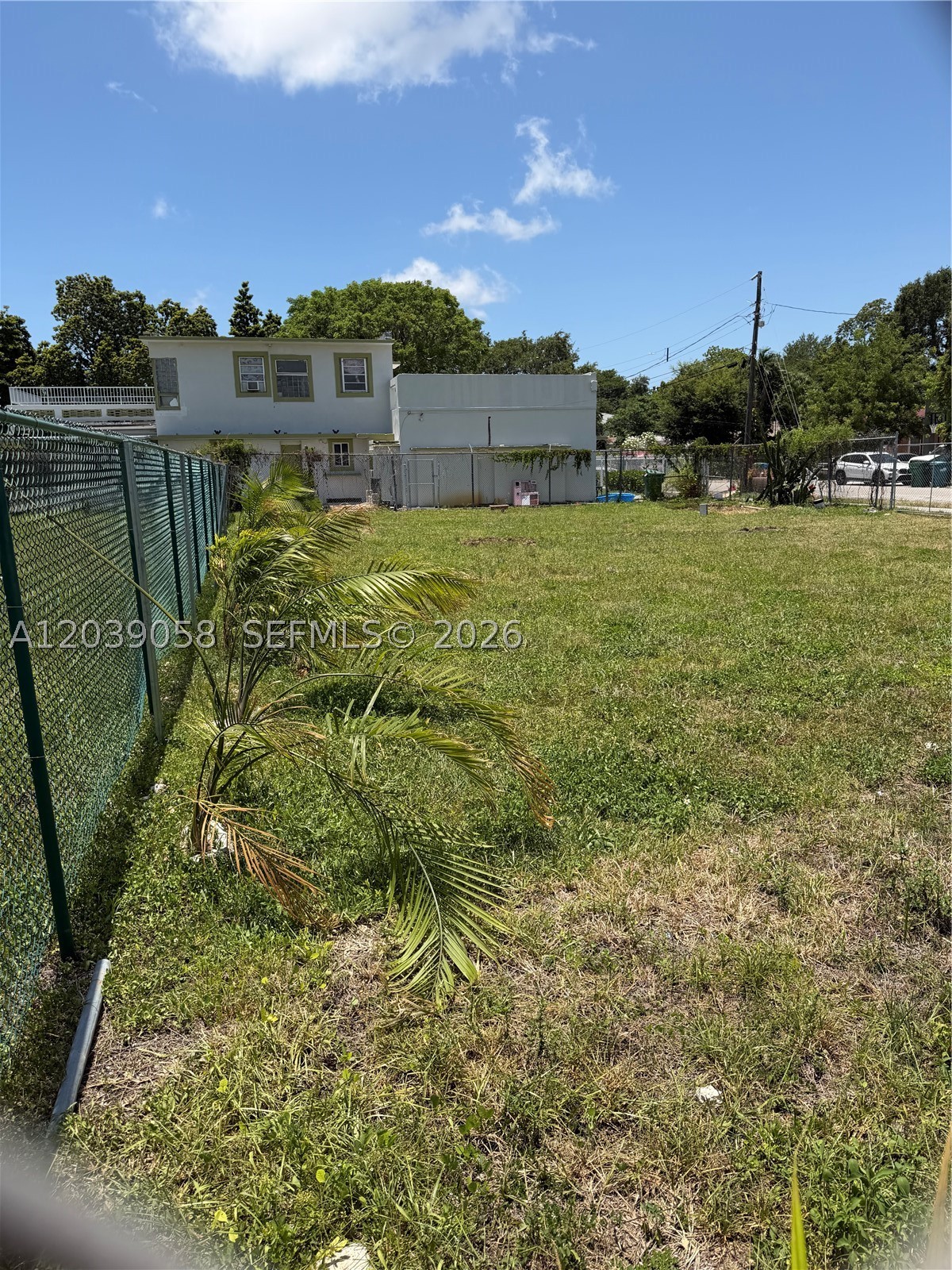 810 Nw 79th St Property Photo 4