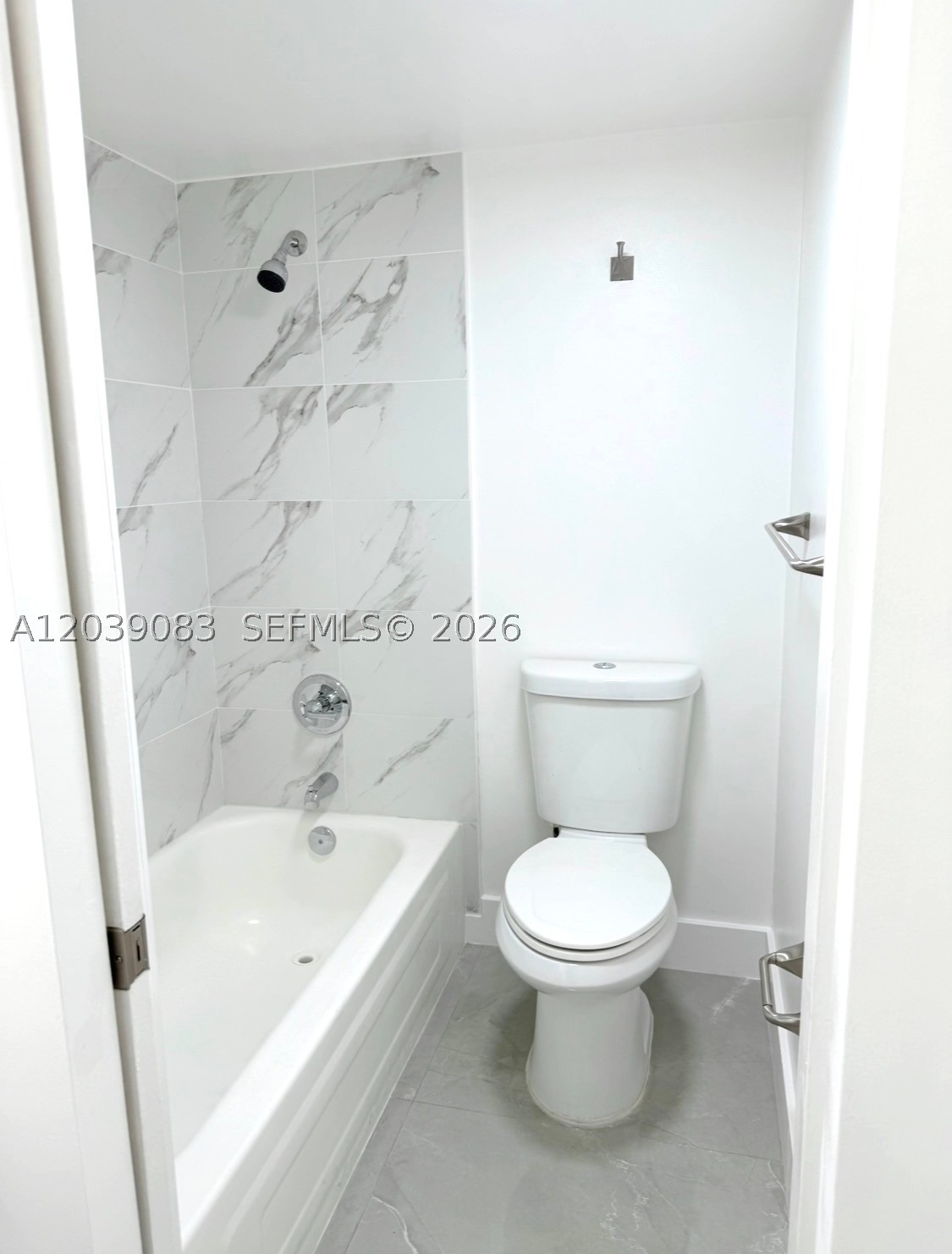 16909 N Bay Rd 116 Property Photo 13