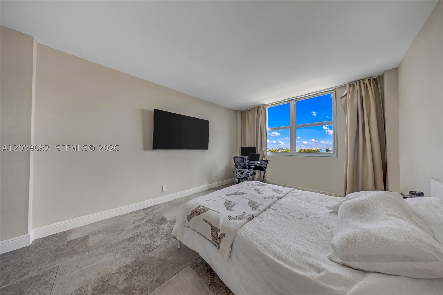 1455 N Treasure Dr 6n Property Photo 19