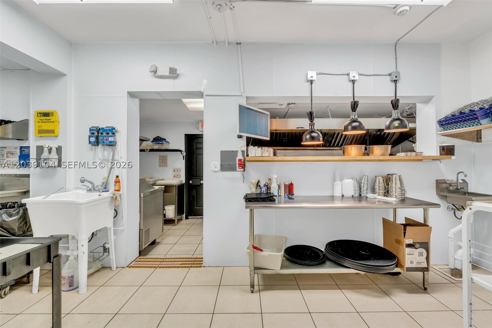 A12039104 Property Photo 38