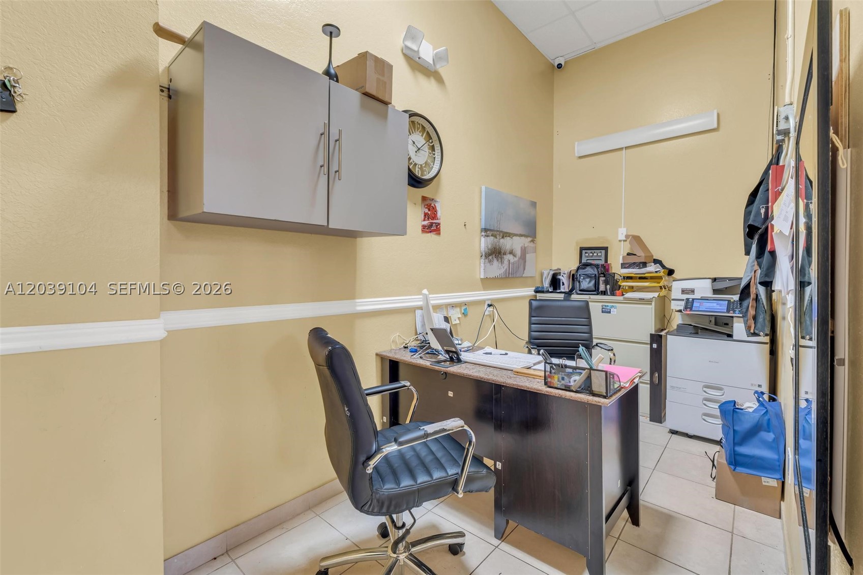 A12039104 Property Photo 41