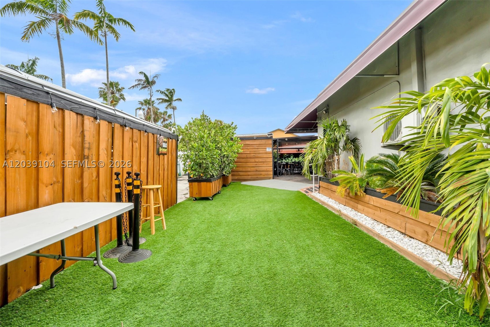 A12039104 Property Photo 43