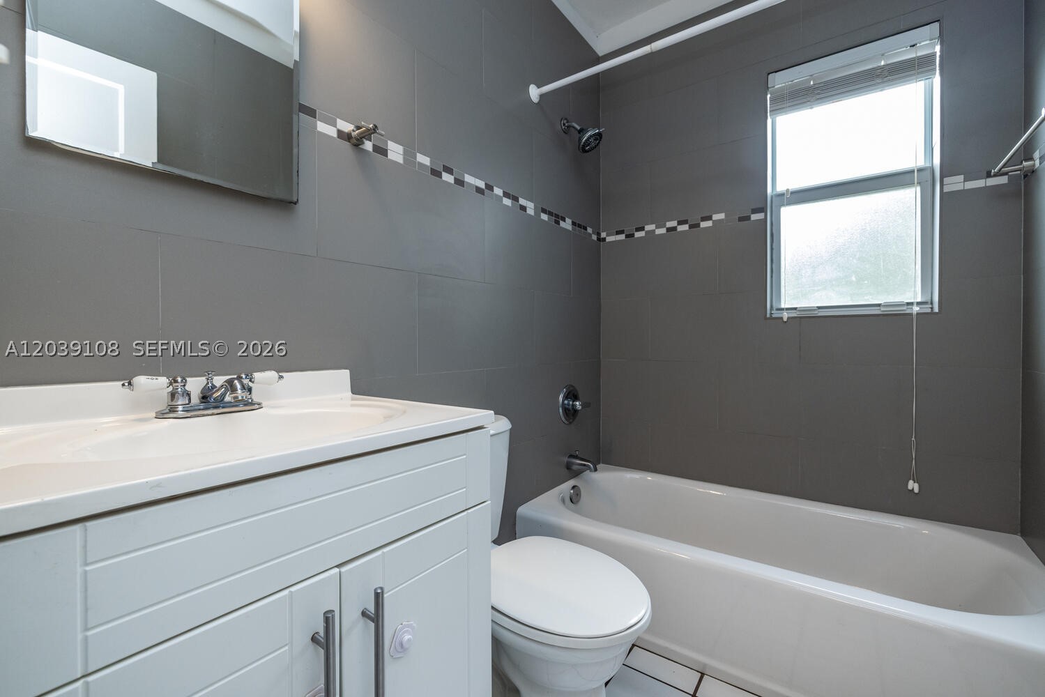1029 Ne 113 St South Property Photo 9