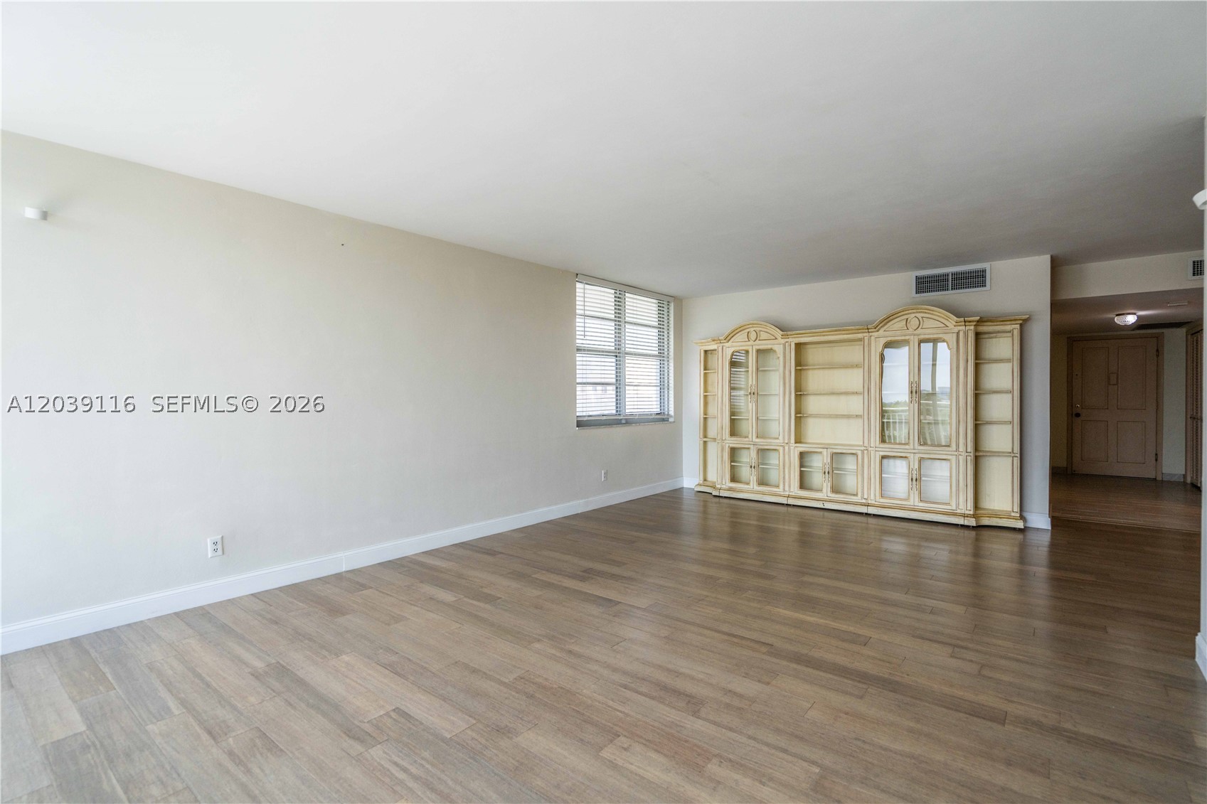 9500 W Bay Harbor Dr 7d Property Photo 8