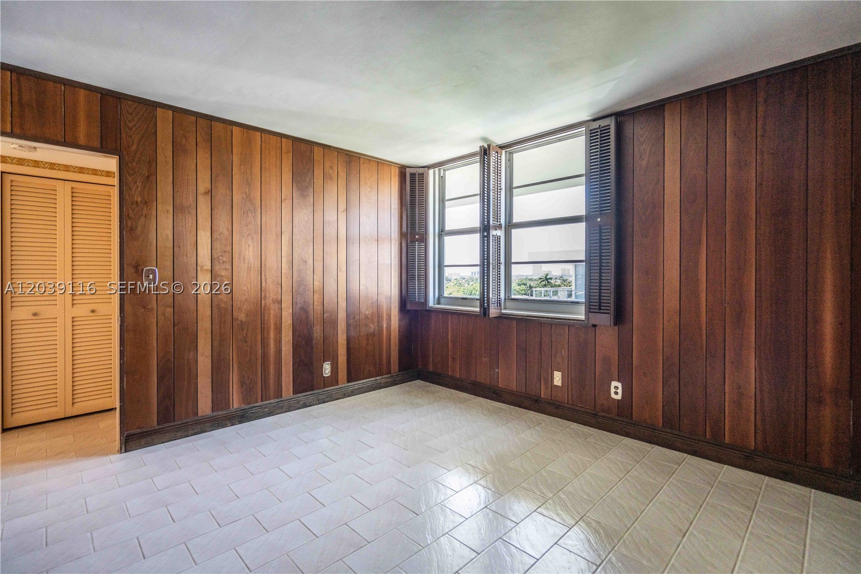 9500 W Bay Harbor Dr 7d Property Photo 25