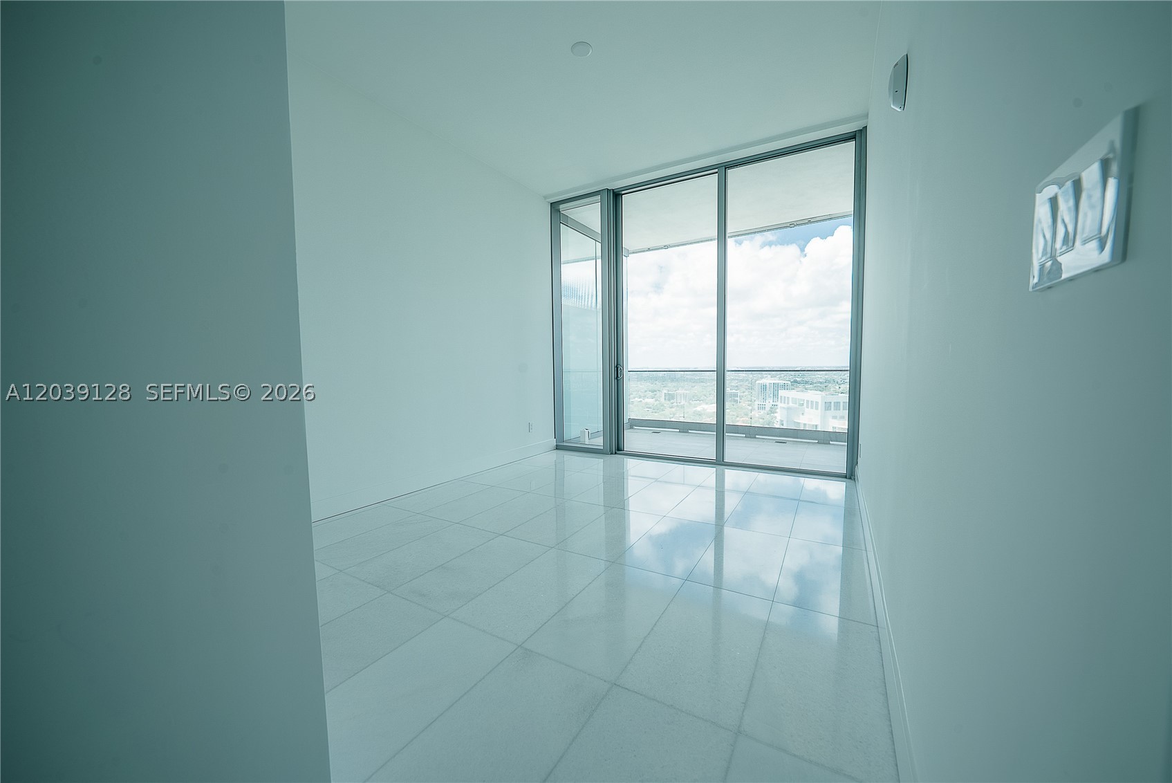A12039128 Property Photo 22