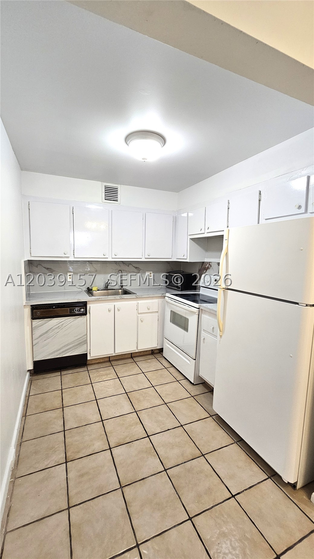 13155 Sw 7th Ct 109e Property Photo 6