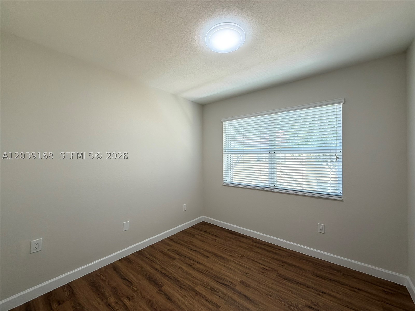 1720 Ne 33rd Ave 102-5 Property Photo 23