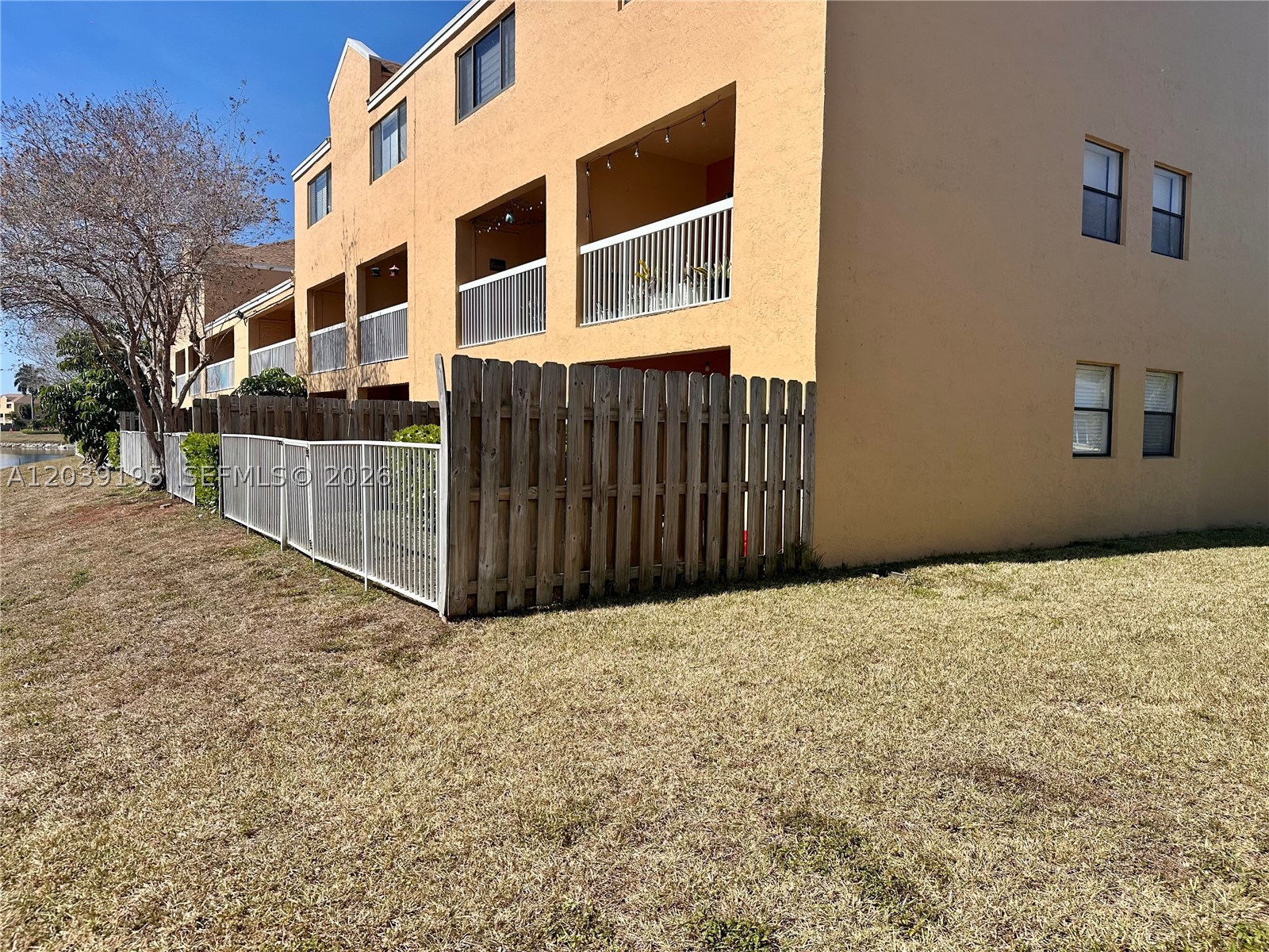 A12039195 Property Photo 3