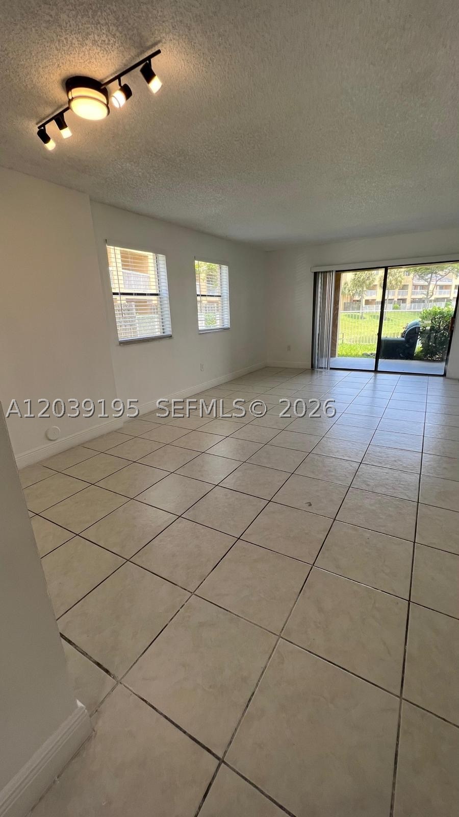 A12039195 Property Photo 13