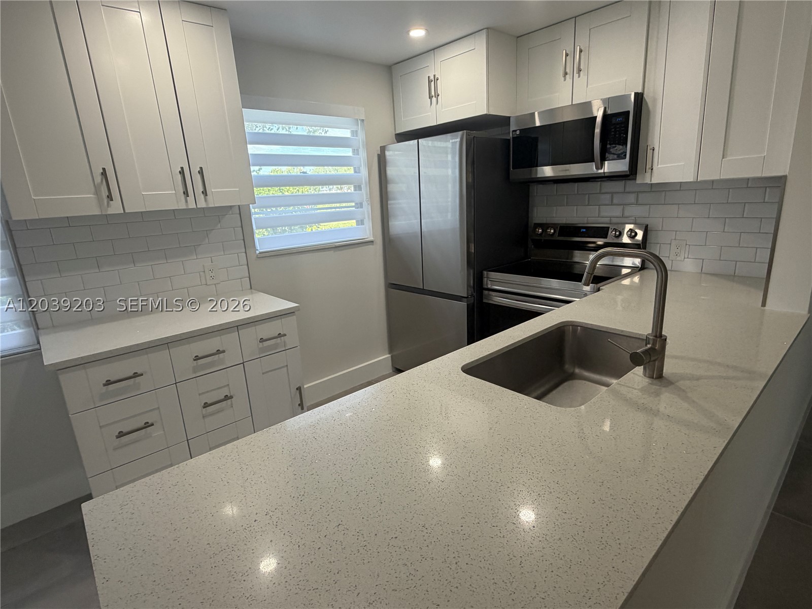 136 Brighton D 136 Property Photo 4