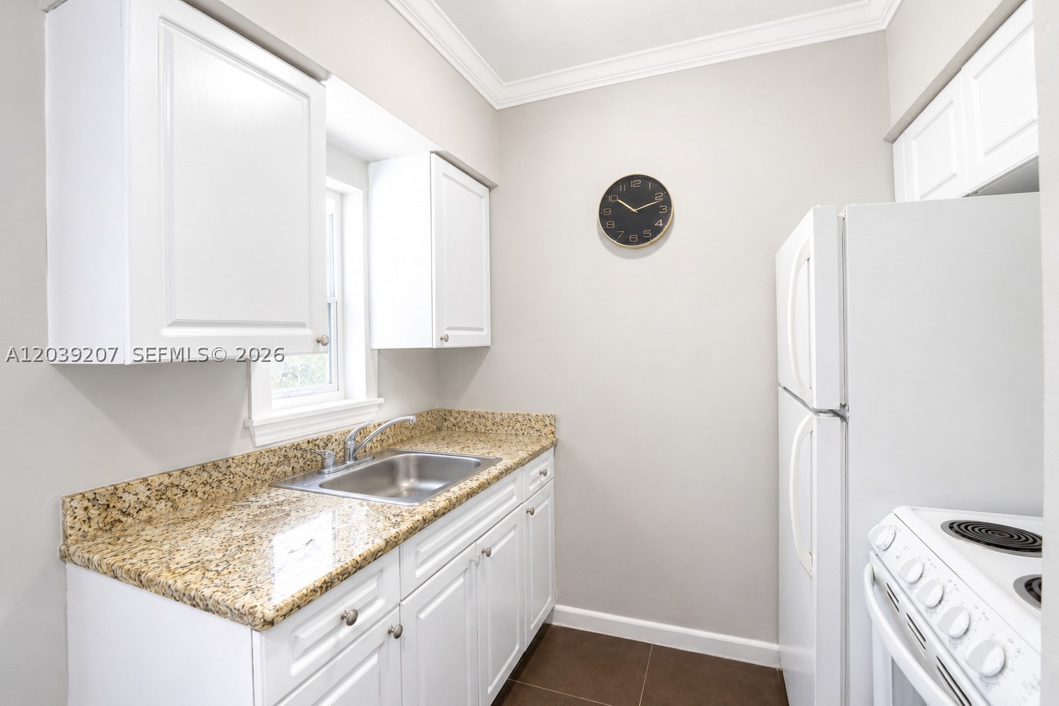 521 Ne 82nd Ter 3 Property Photo 3