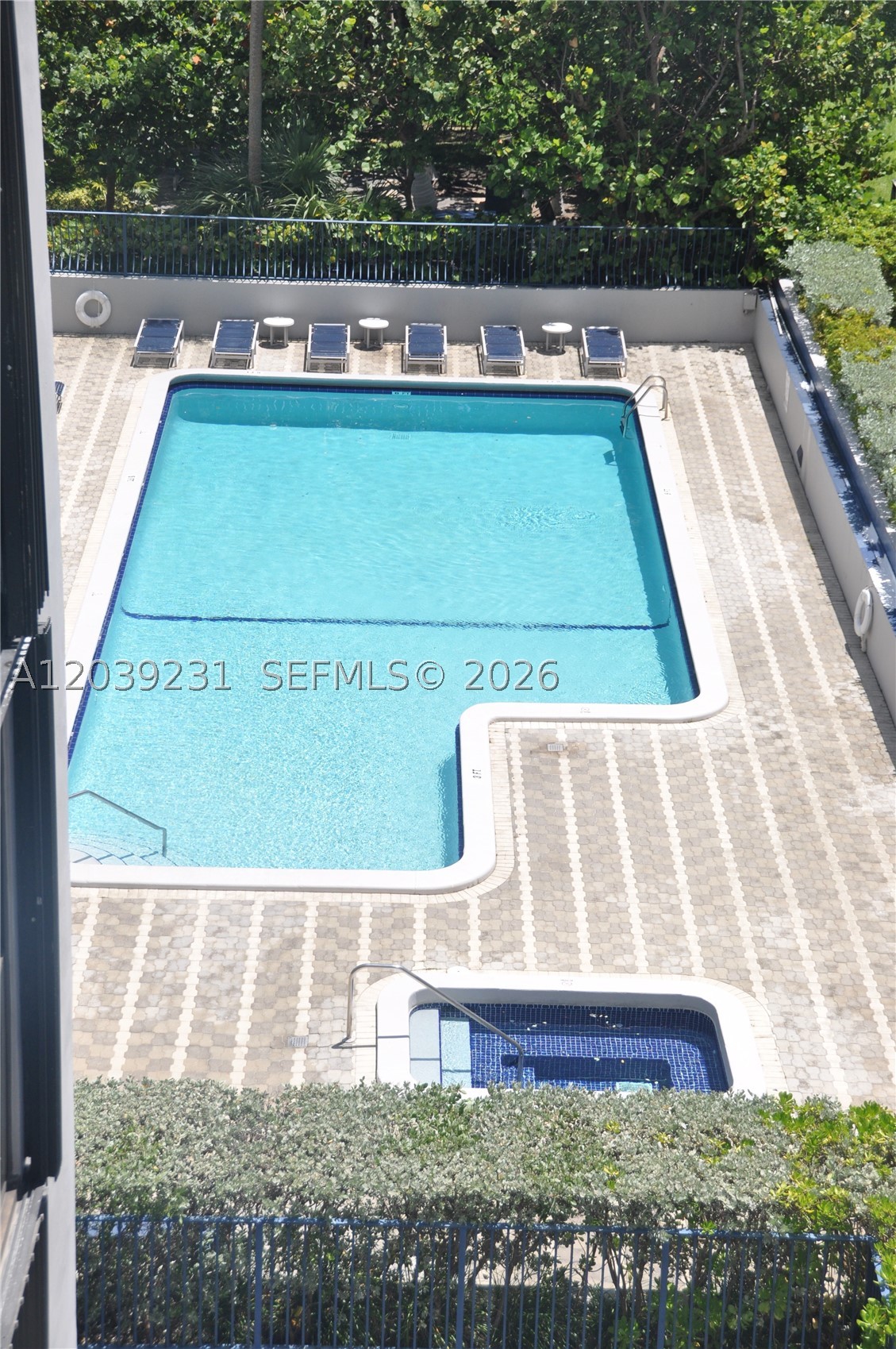 8877 Collins Ave 507 Property Photo 4