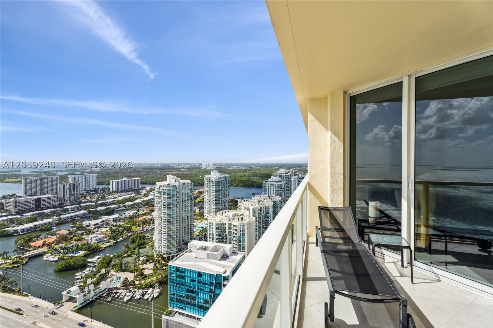16699 Collins Ave+one Self Parking 4110 Property Photo 10