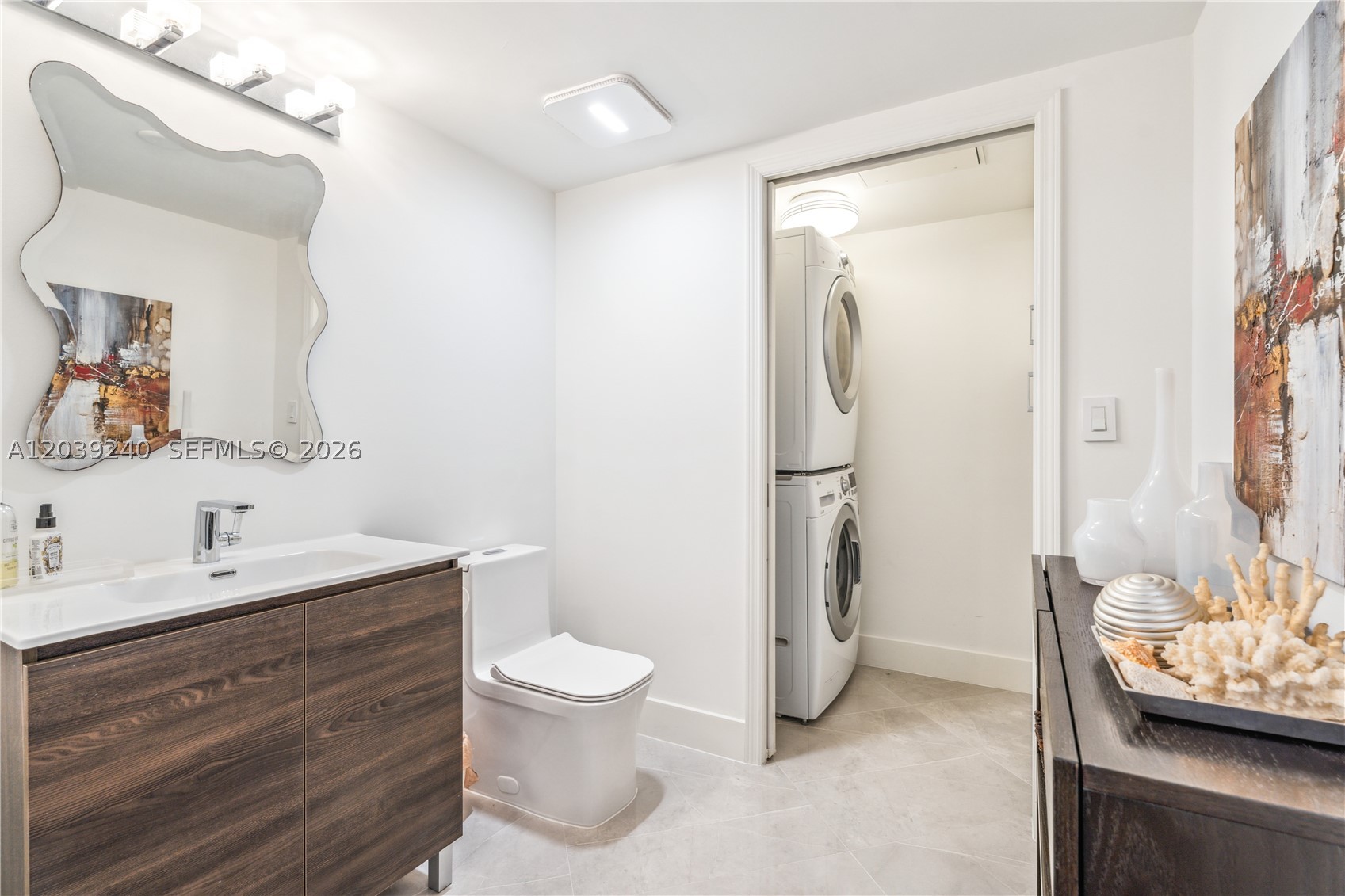 16699 Collins Ave+one Self Parking 4110 Property Photo 11