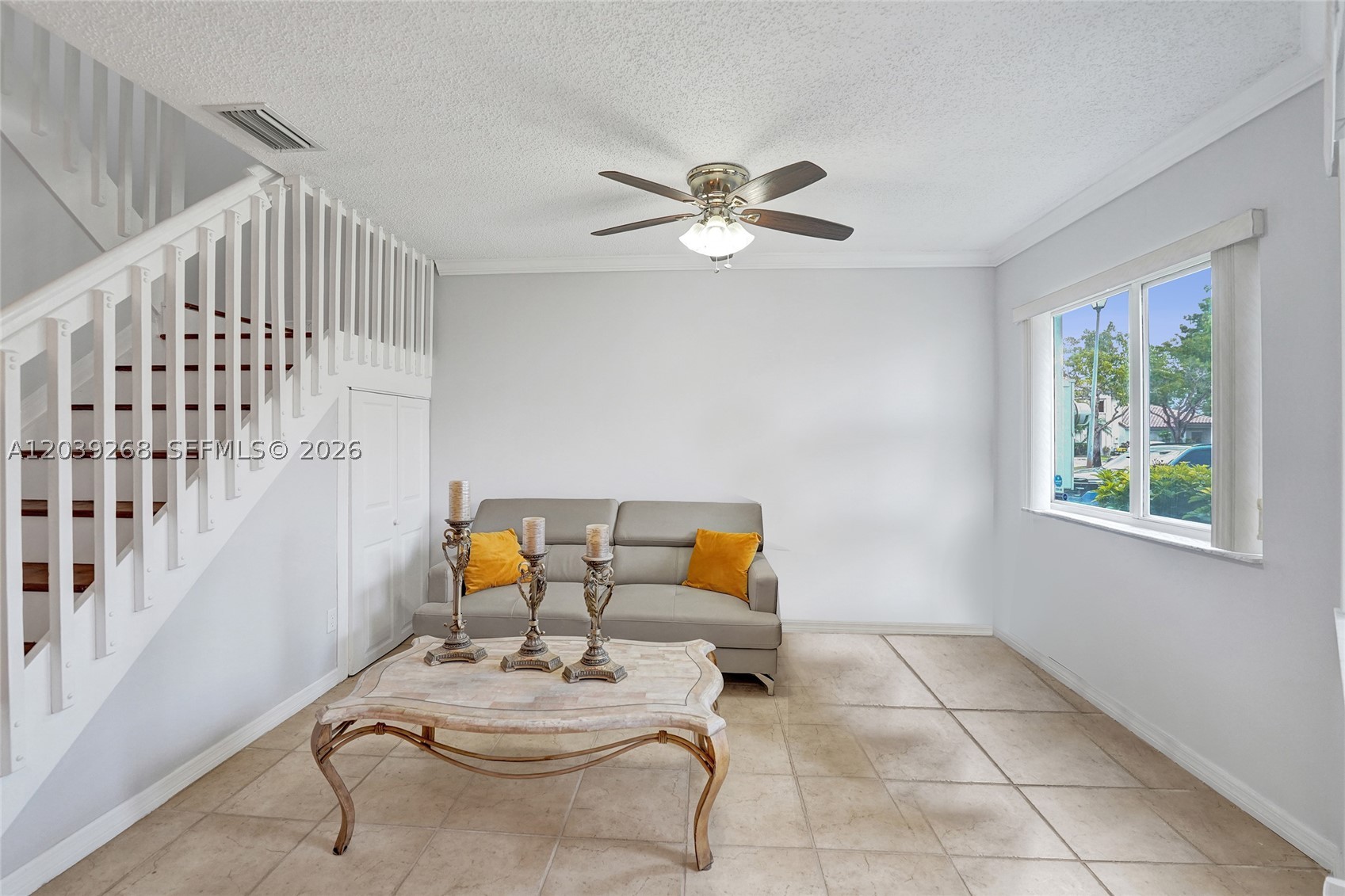 806 Nw 208th Way Property Photo 5