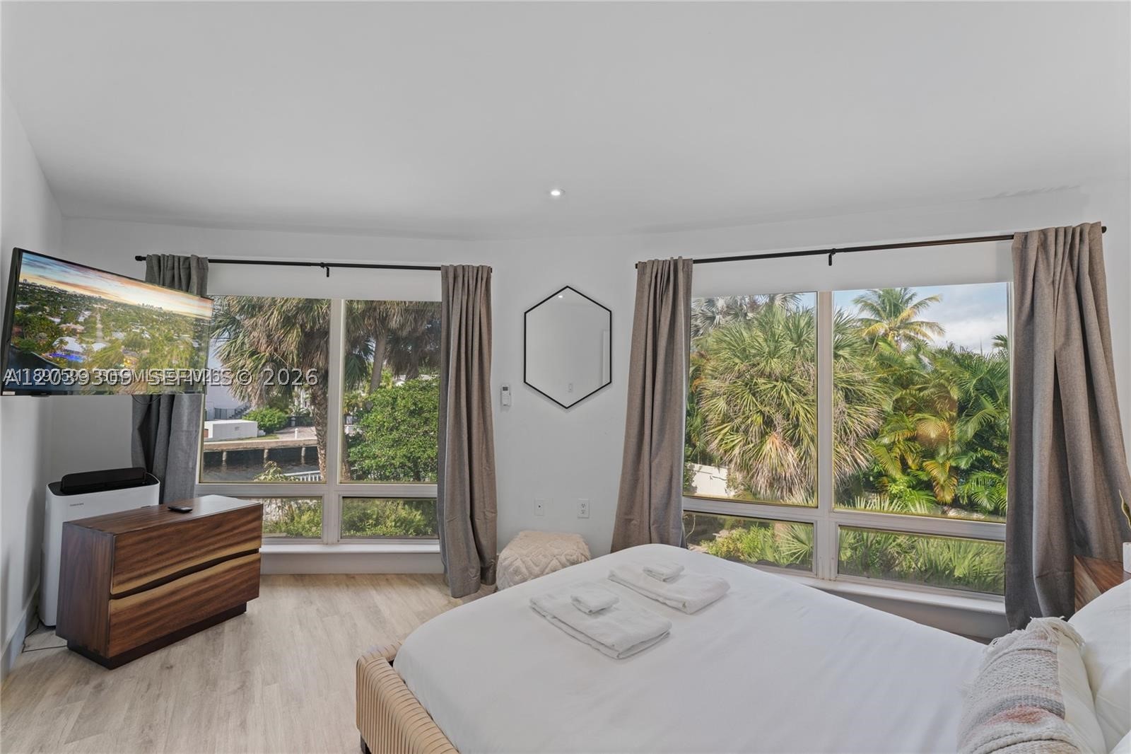 1809 Coral Gardens Dr Property Photo 14