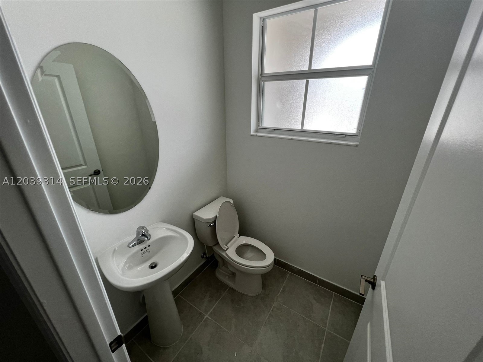 1810 Se 26th Ter 1810 Property Photo 11