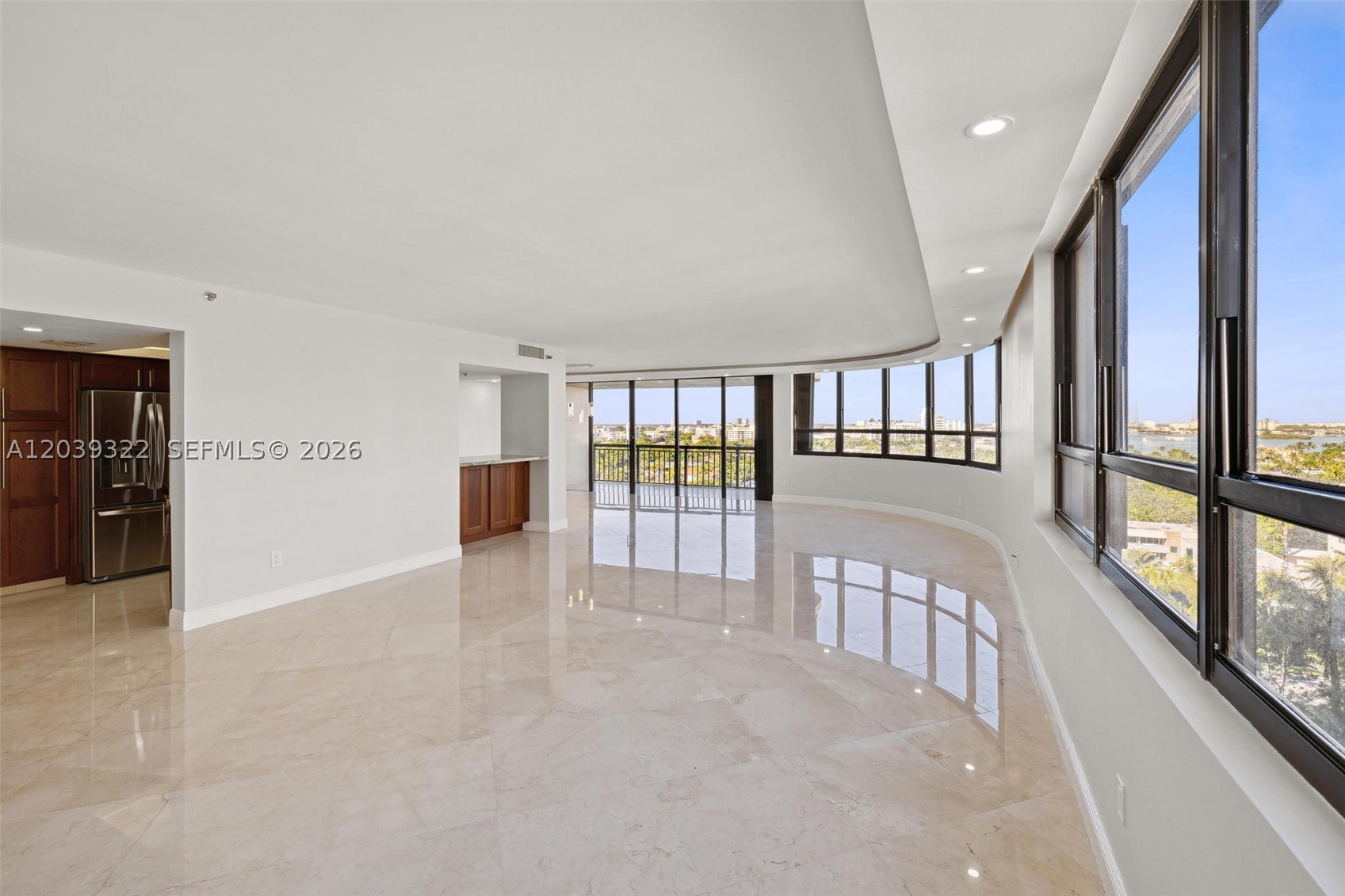 10175 Collins Ave 907 Property Photo 12