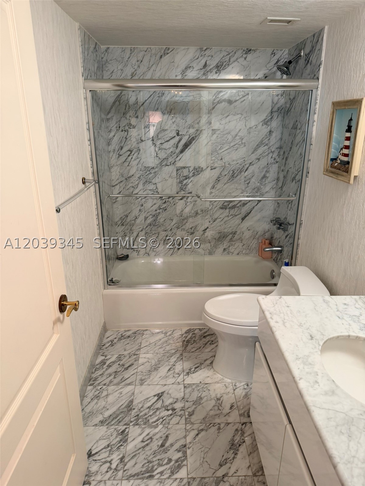 5757 Collins Ave 702 Property Photo 41