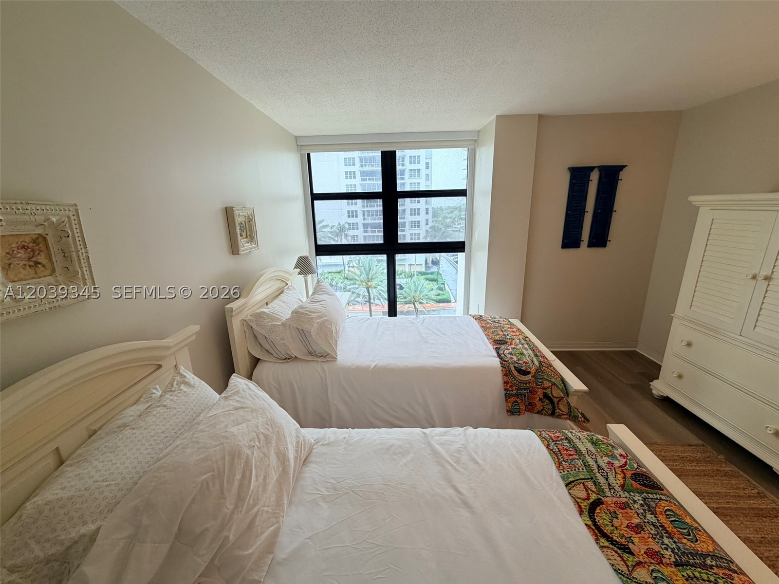 5757 Collins Ave 702 Property Photo 43