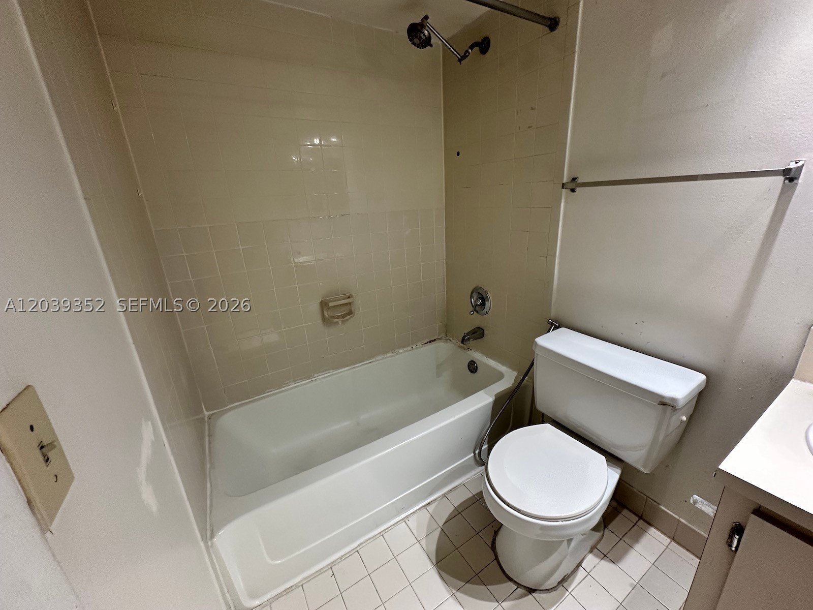 7200 Nw 179th St 311 Property Photo 14