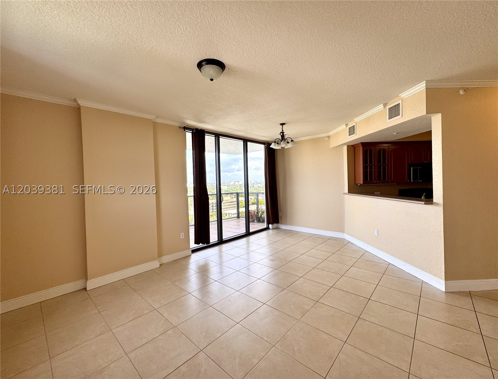 2301 Sw 27th Ave 1500 Property Photo 6