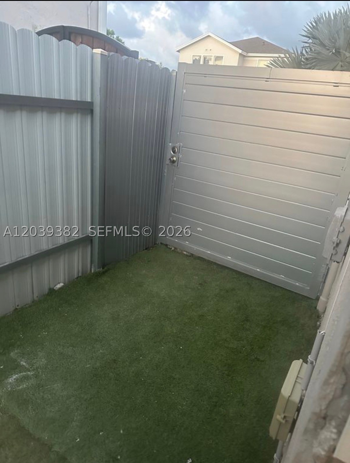 A12039382 Property Photo 1