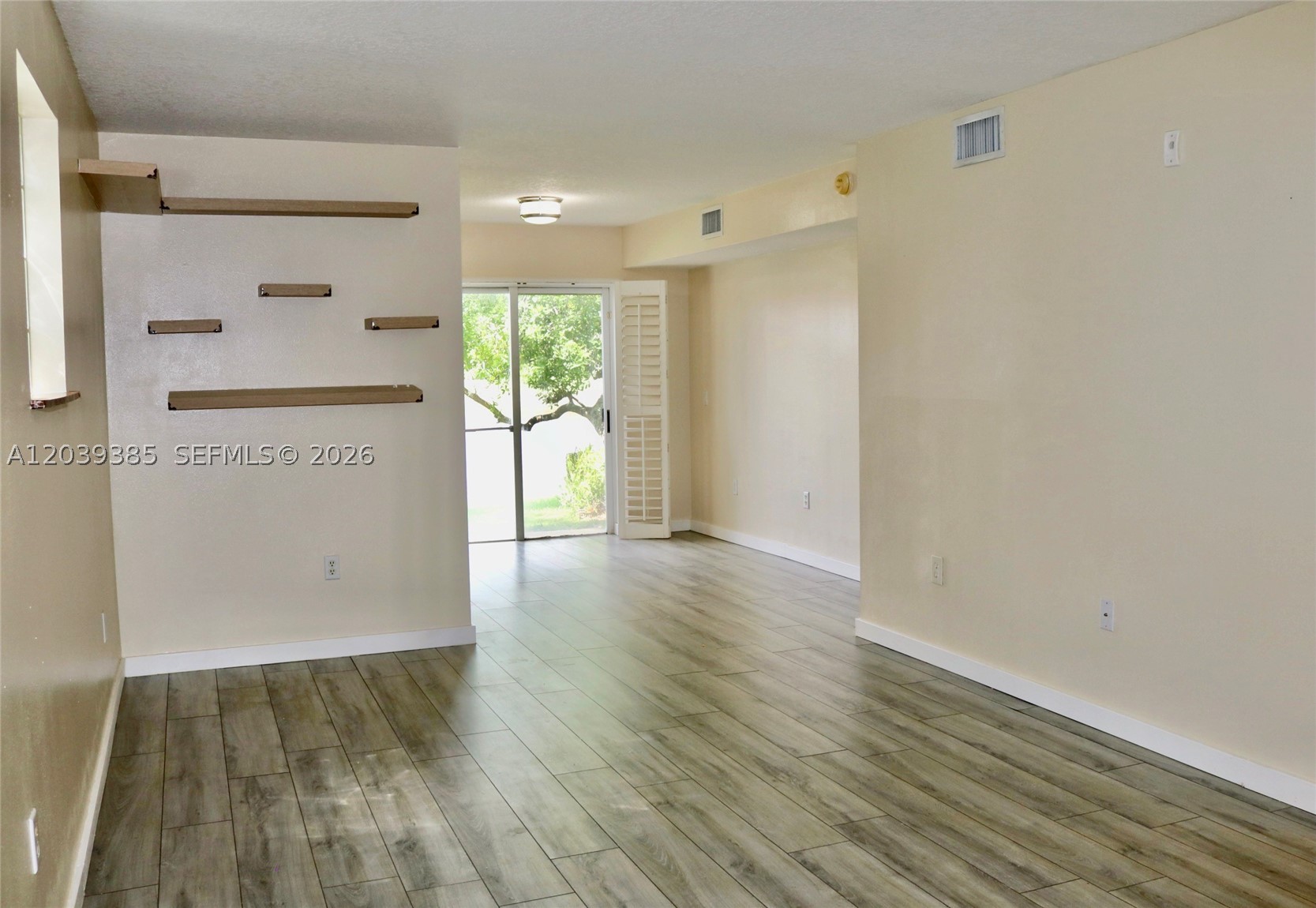3486 Briar Bay Blvd 101 Property Photo 10
