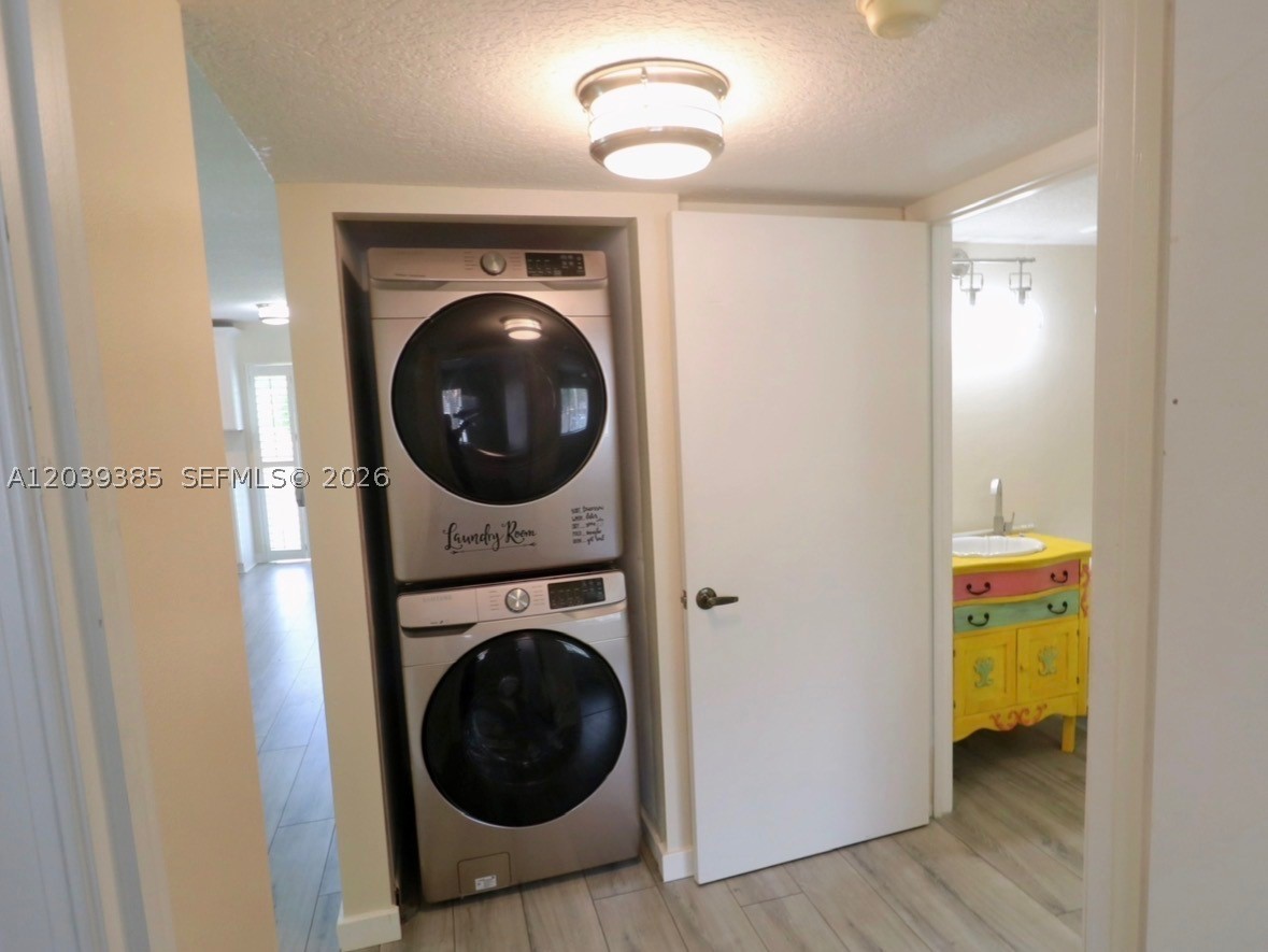 3486 Briar Bay Blvd 101 Property Photo 18