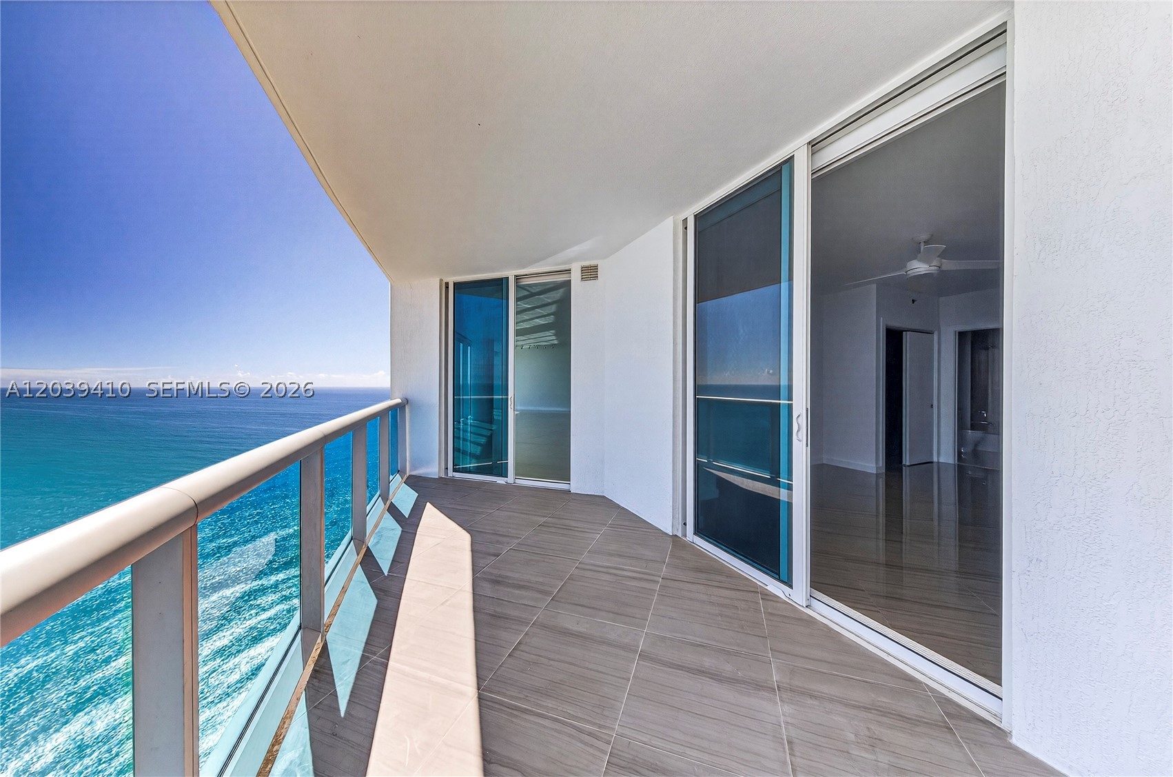 2711 S Ocean Dr 3102 Property Photo 4