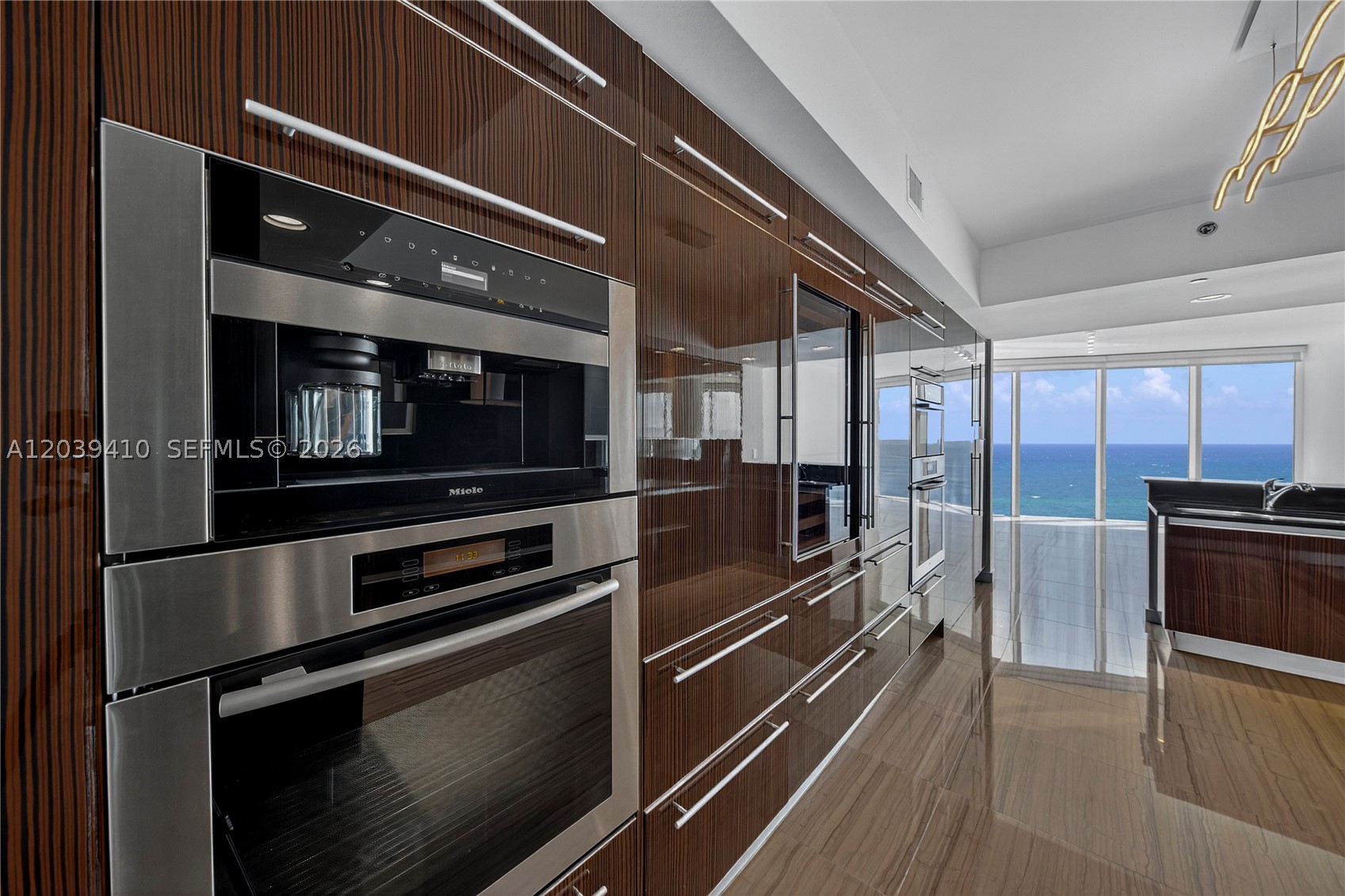 2711 S Ocean Dr 3102 Property Photo 9