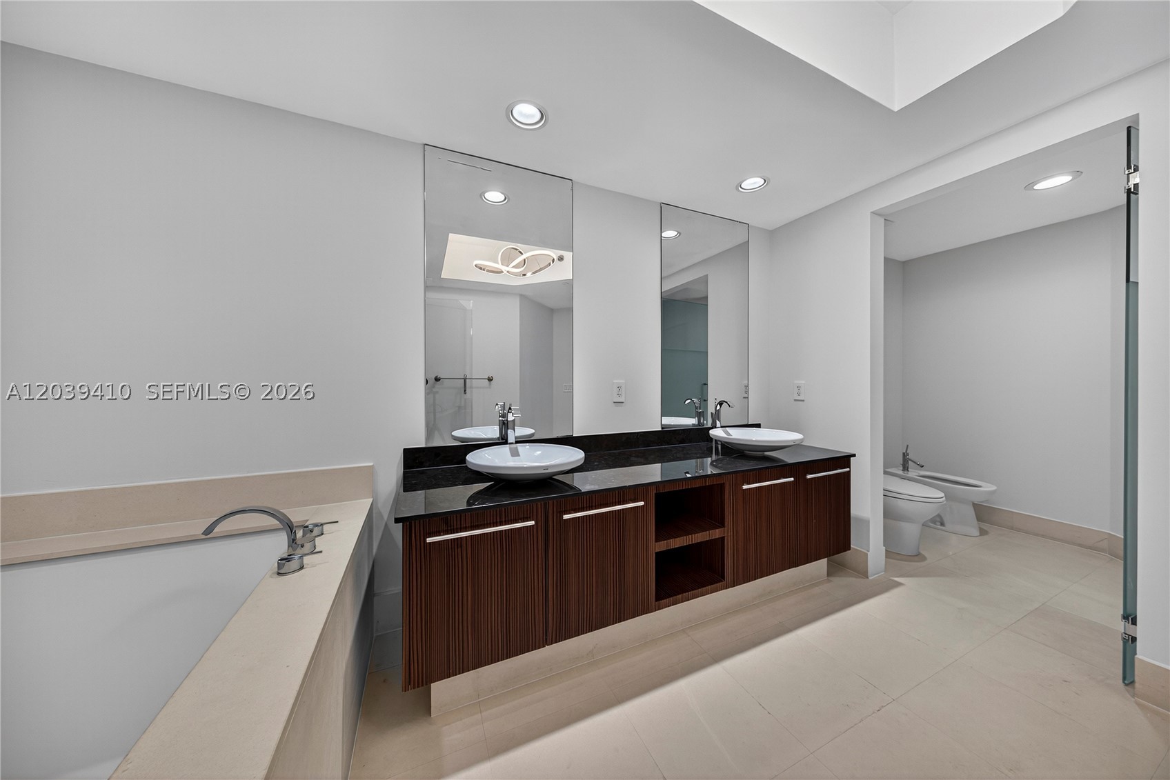 2711 S Ocean Dr 3102 Property Photo 15