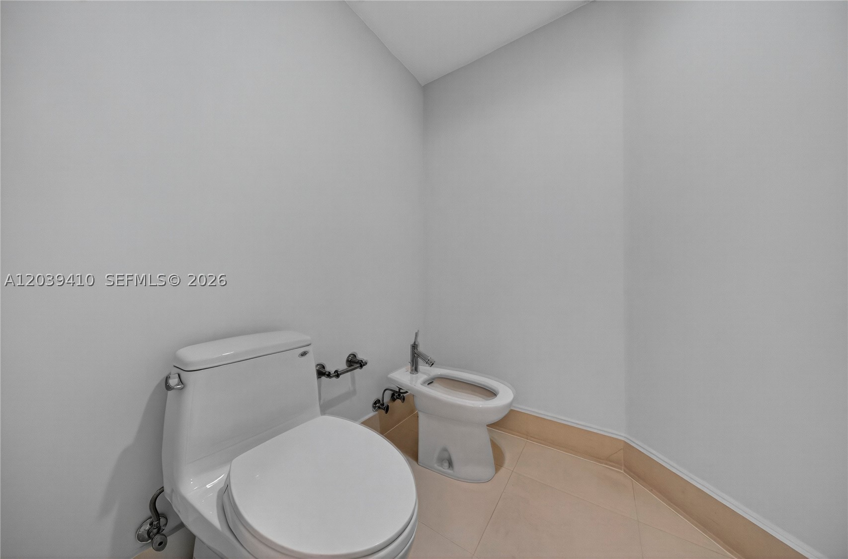 2711 S Ocean Dr 3102 Property Photo 19