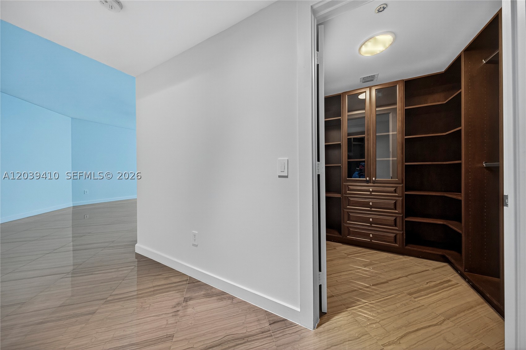 2711 S Ocean Dr 3102 Property Photo 20