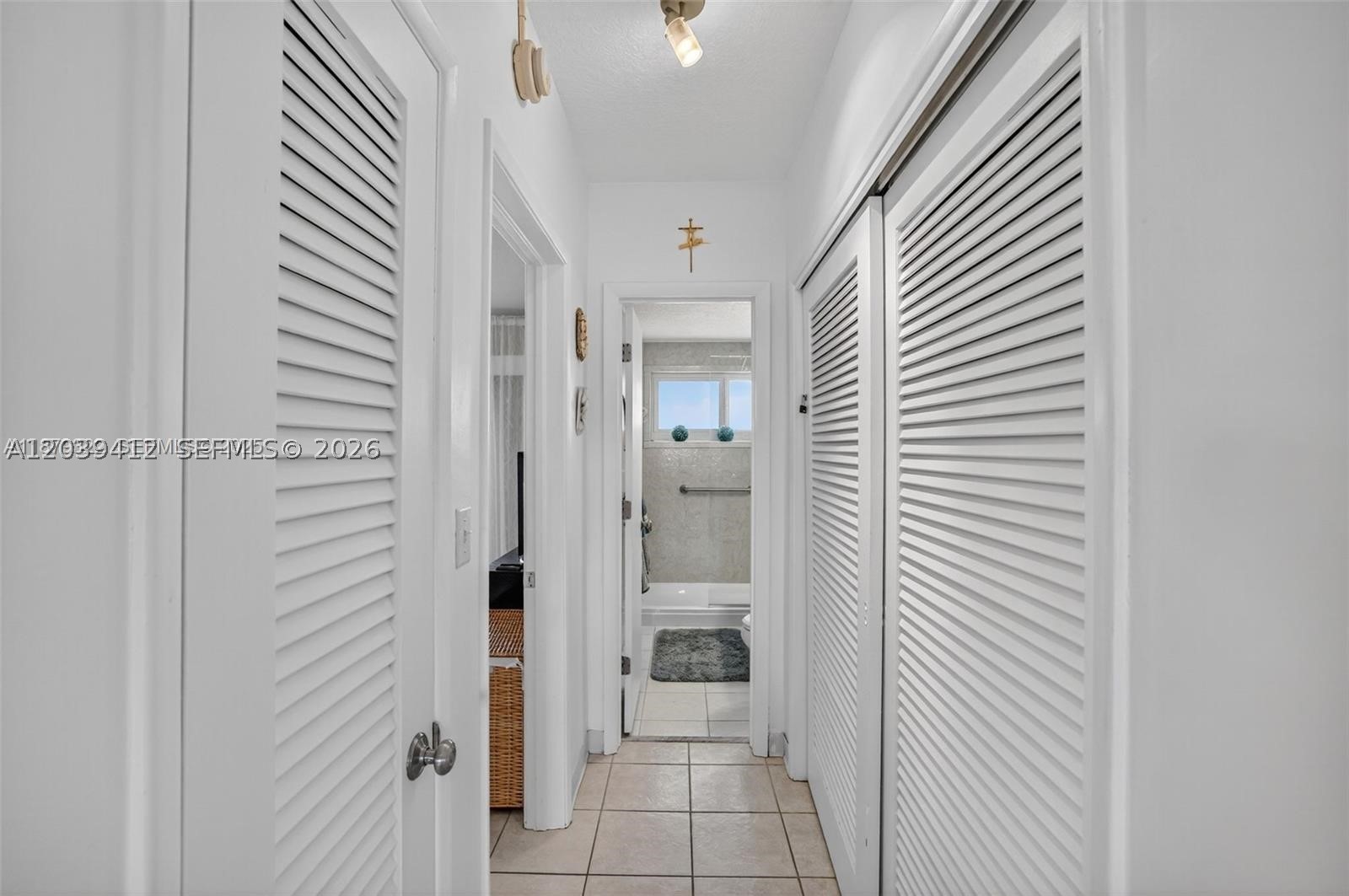 425 Bayshore Dr D-3 Property Photo 9