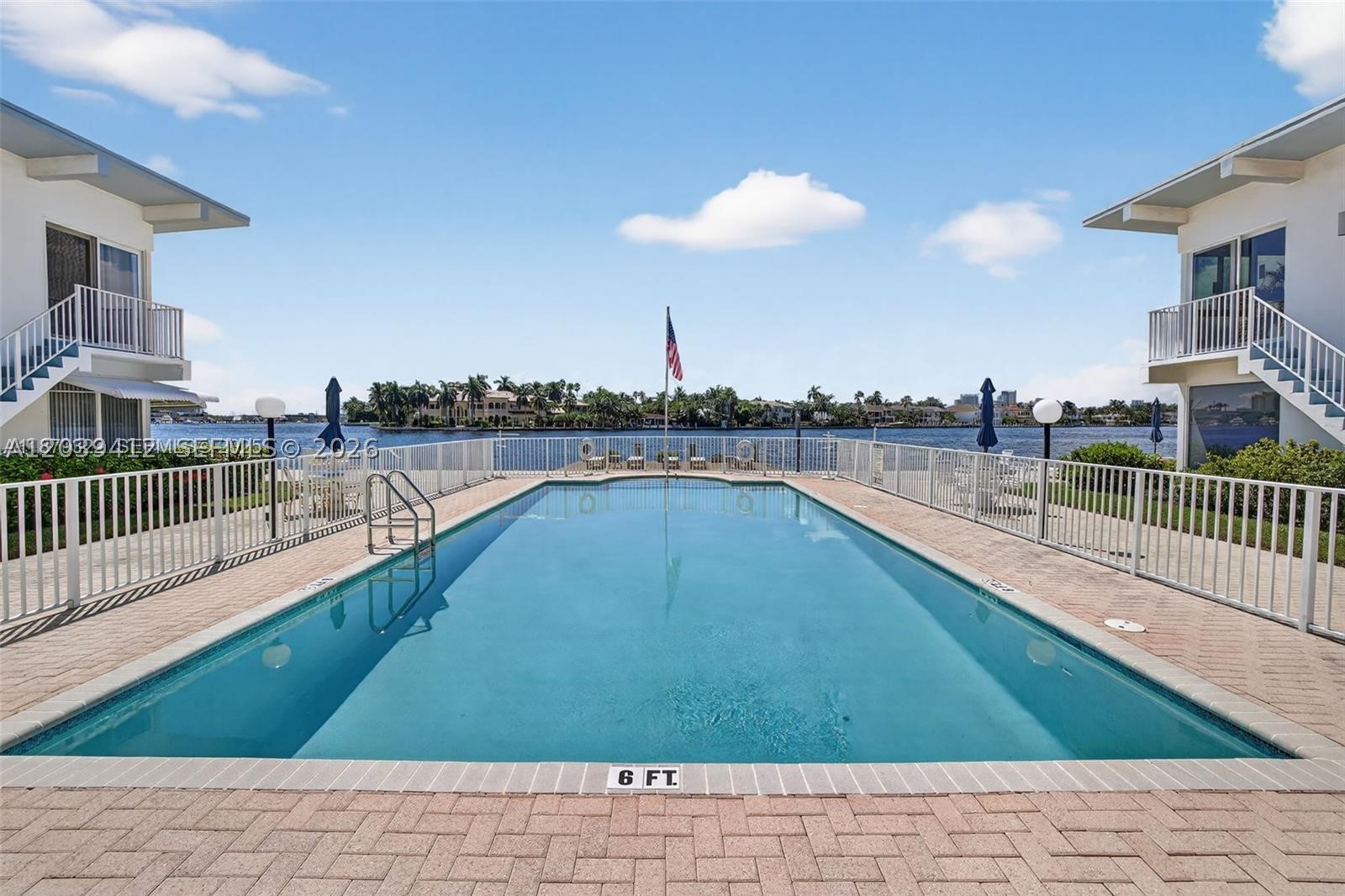 425 Bayshore Dr D-3 Property Photo 18