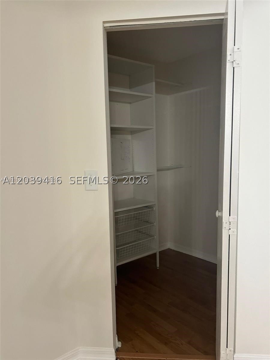 2167 Madeira Dr 2167 Property Photo 7