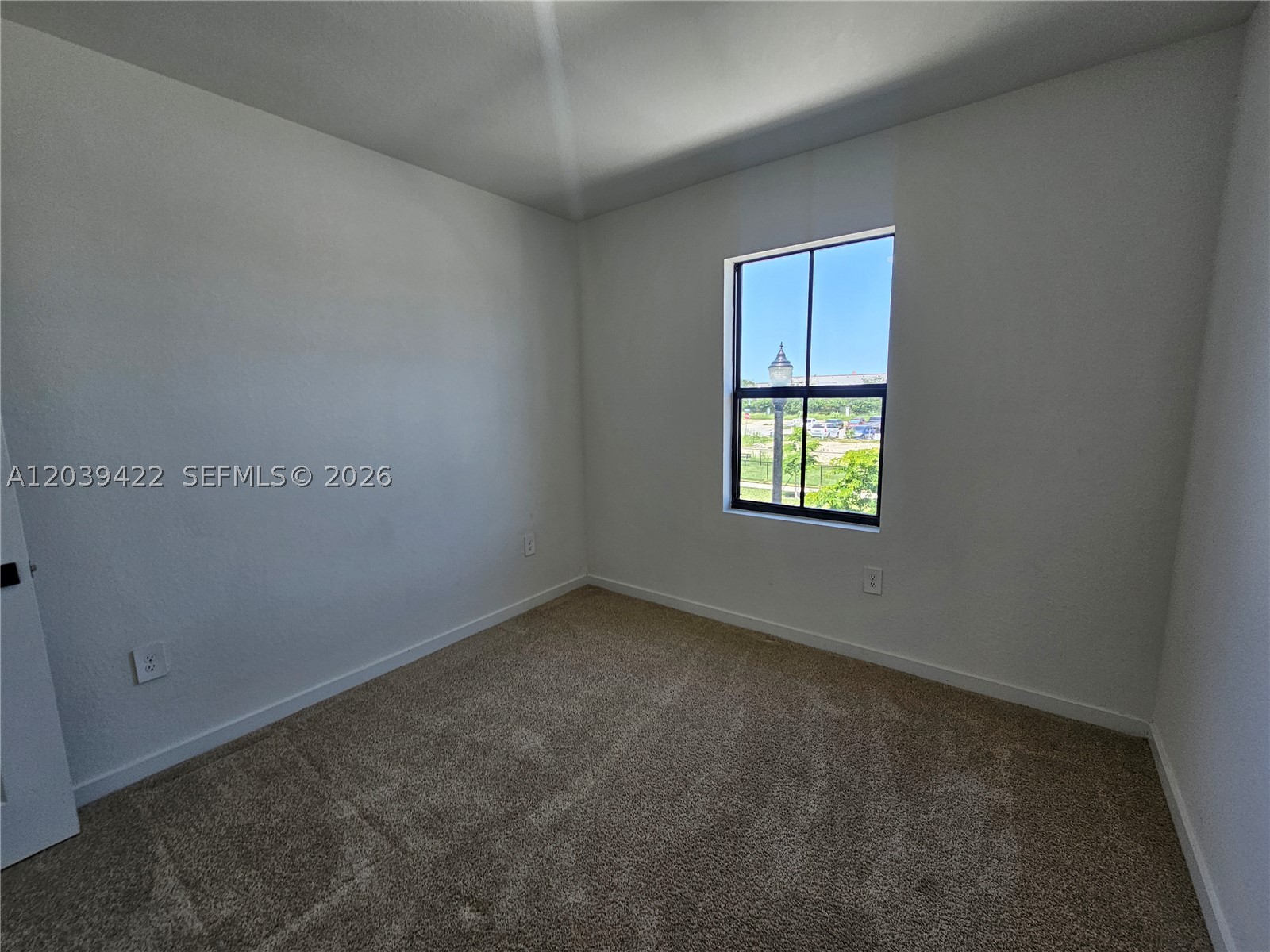 1473 Ne 5th Ave 1473 Property Photo 37